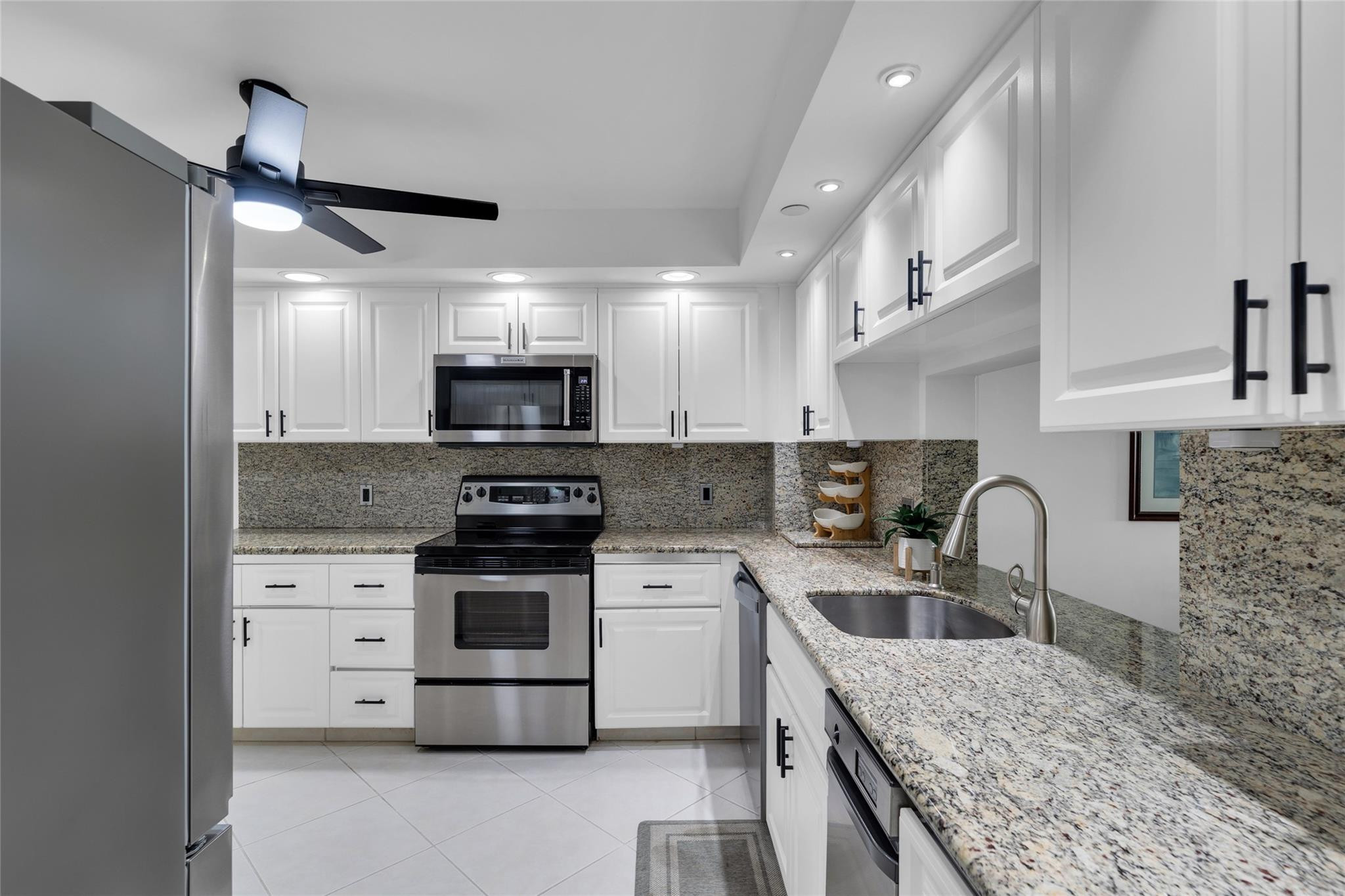 The Overlook Condo - Residential