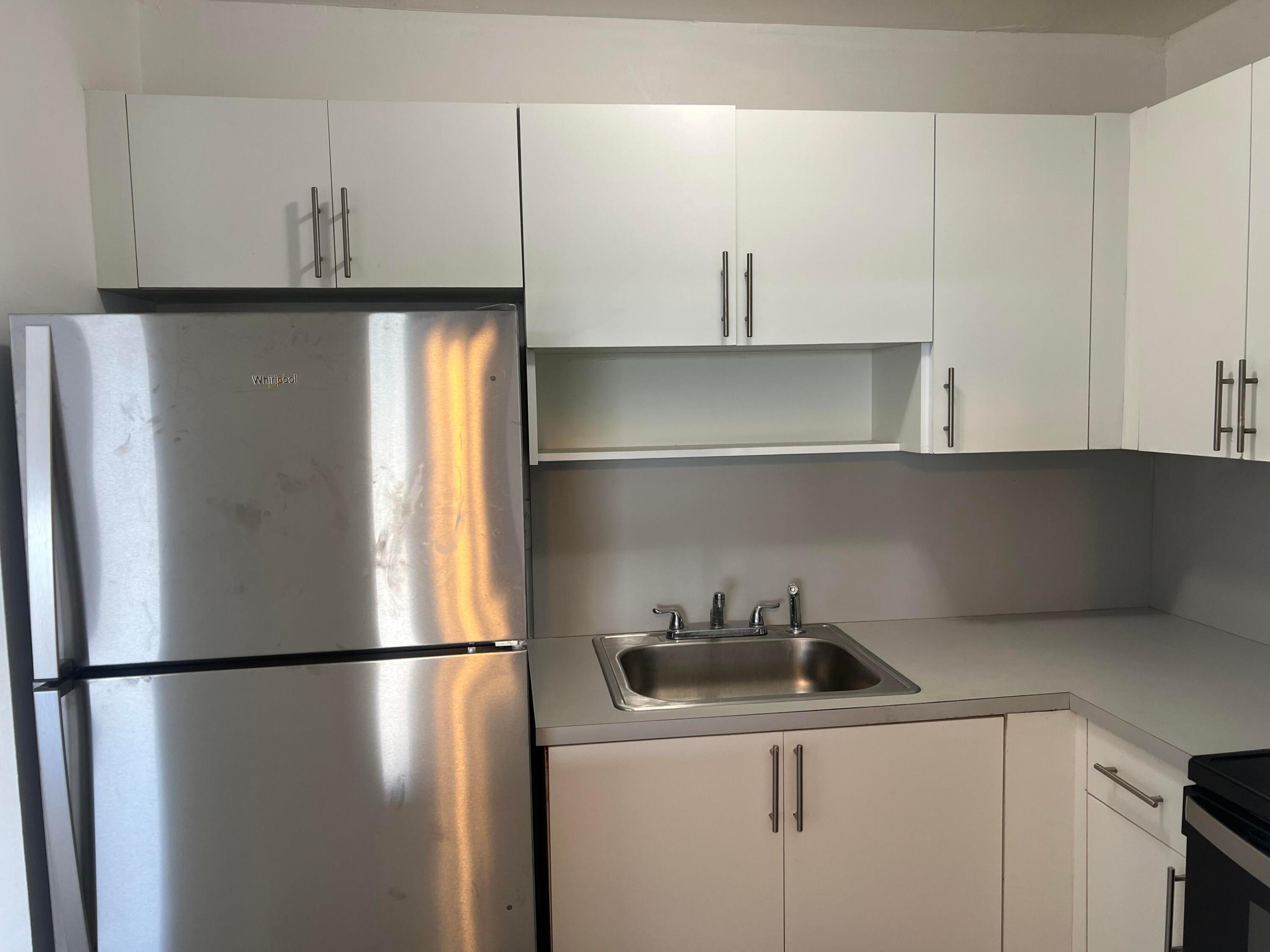 MALKY CONDO - Residential Lease