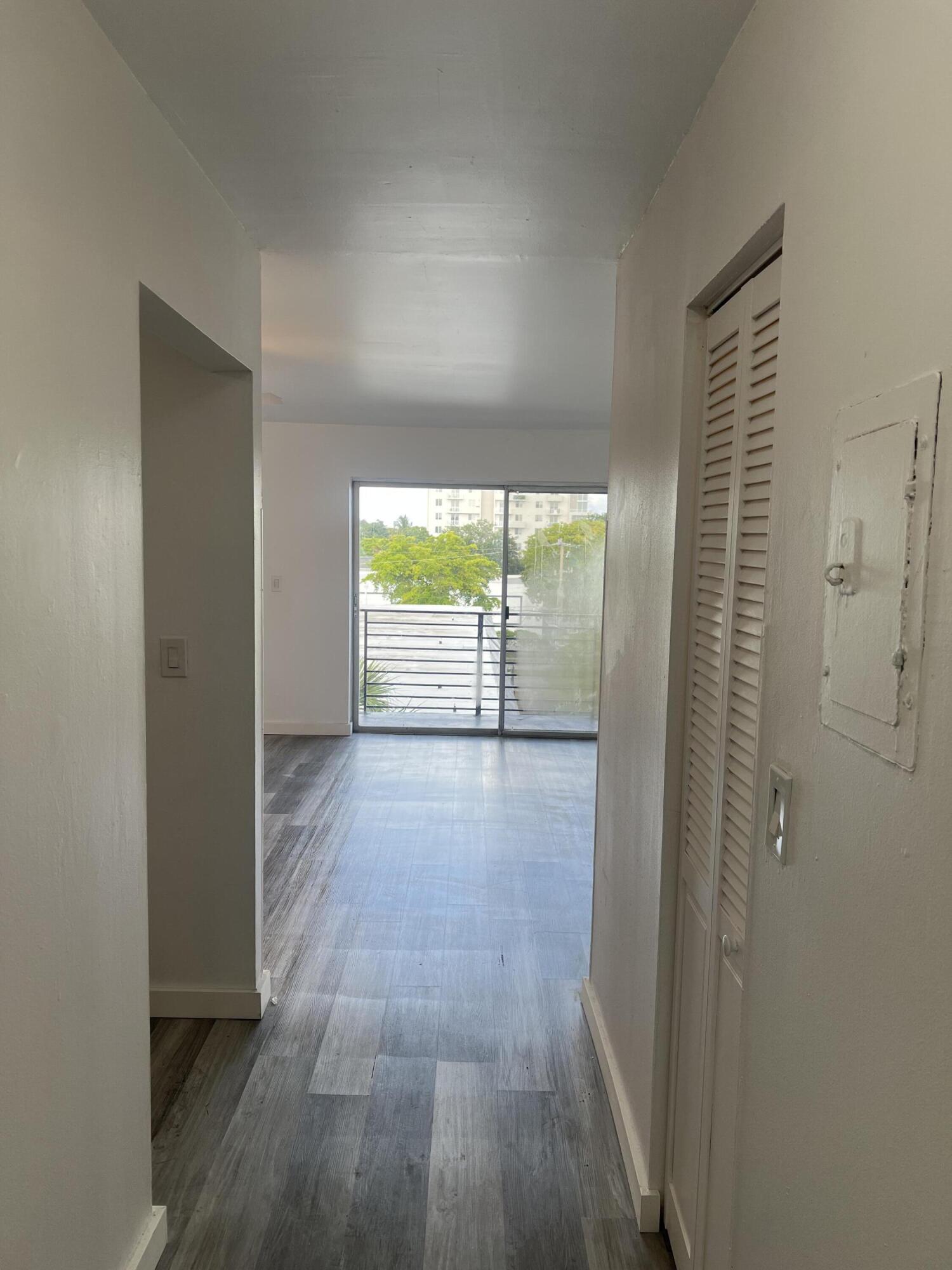 MALKY CONDO - Residential Lease