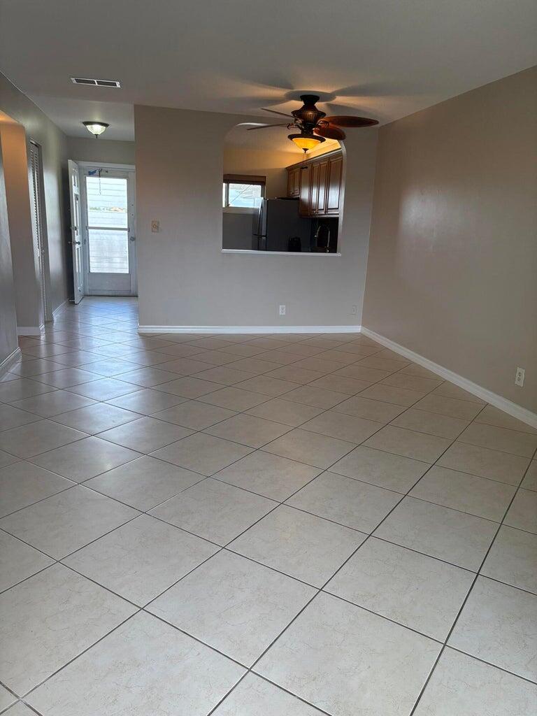 LAKE CLARKE GARDENS CONDO 21 - Residential