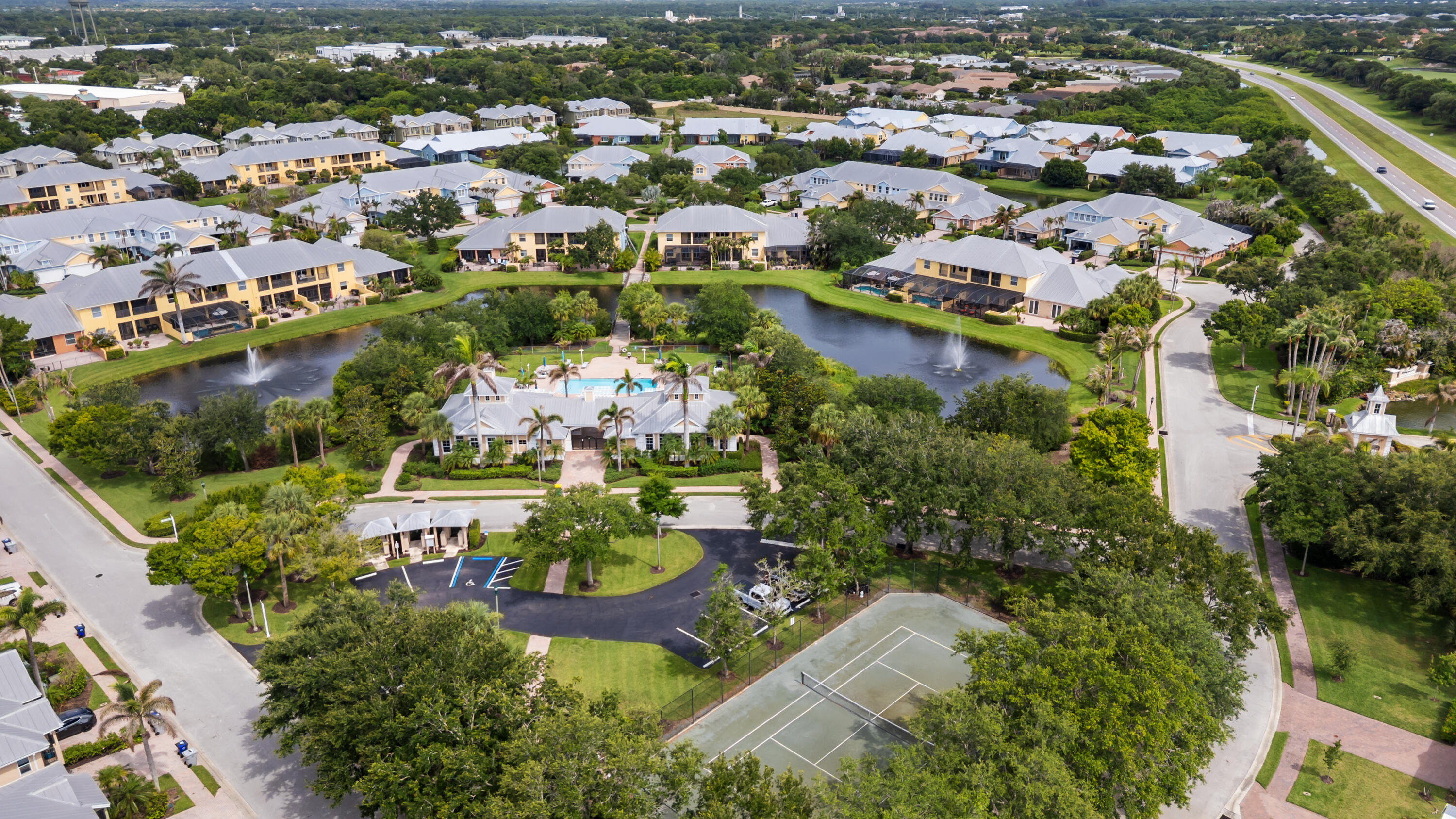 BRIDGEPOINTE SUBDIVISION - Residential