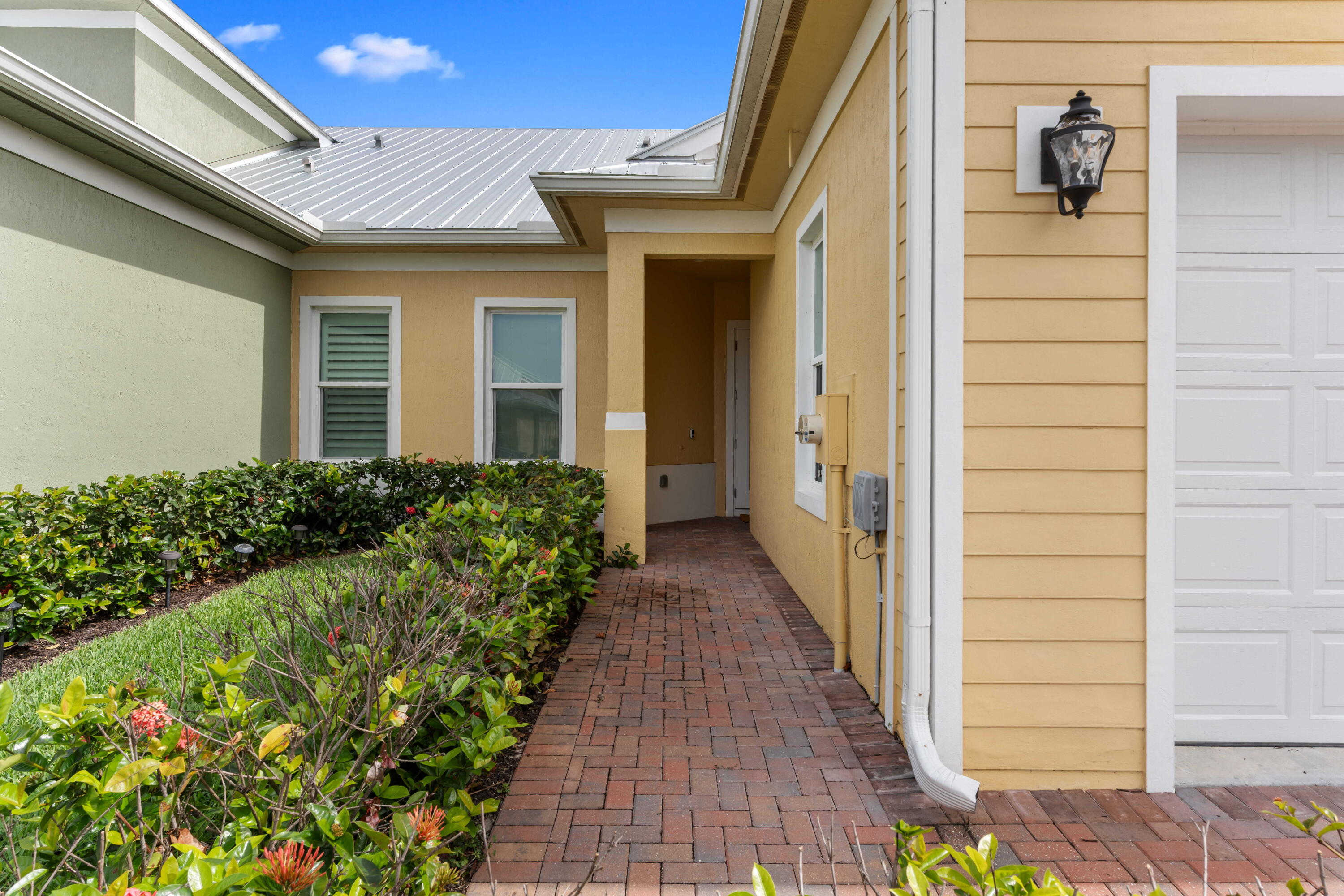 BRIDGEPOINTE SUBDIVISION - Residential