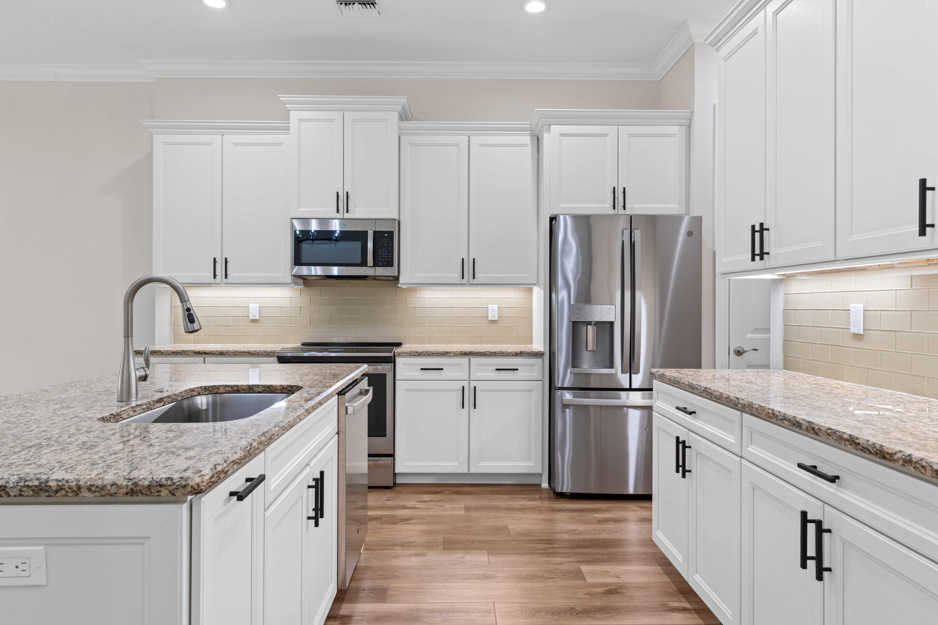 BRIDGEPOINTE SUBDIVISION - Residential