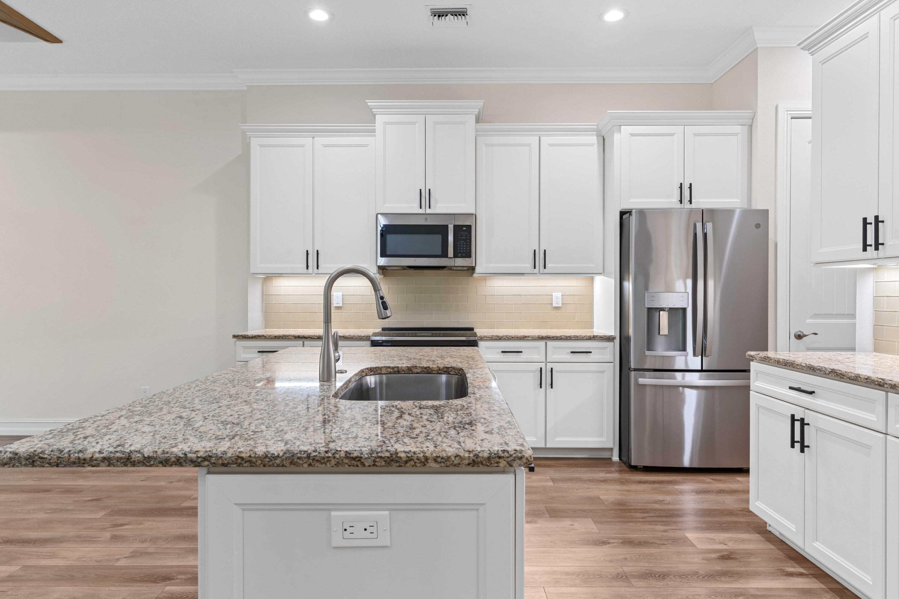BRIDGEPOINTE SUBDIVISION - Residential