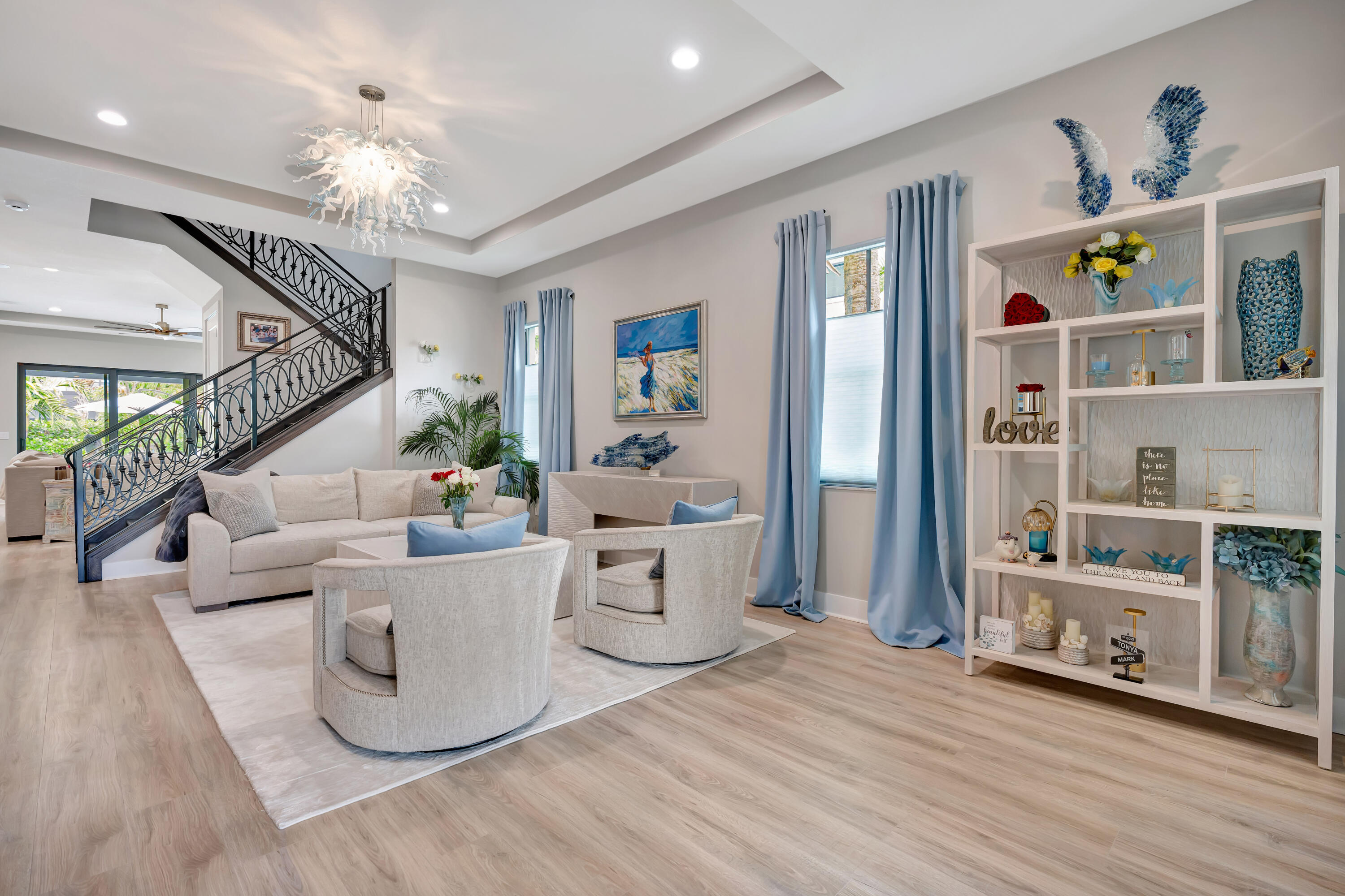 ARTISTRY - Residential