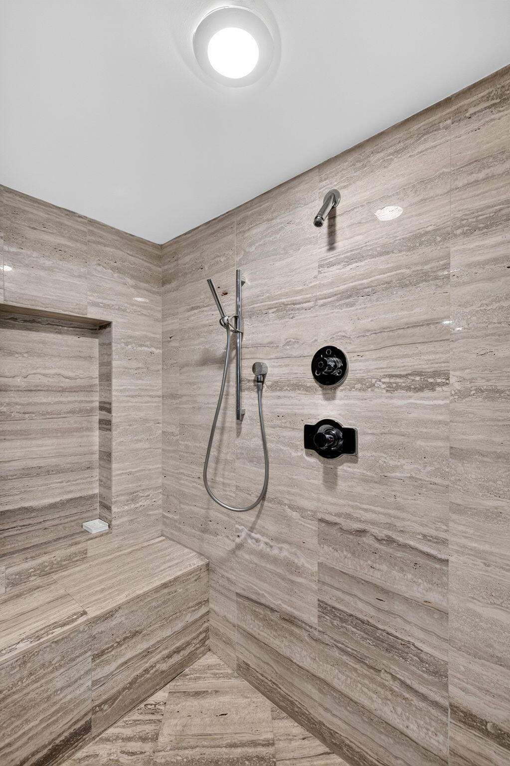 Las Olas Beach Club - Residential Lease