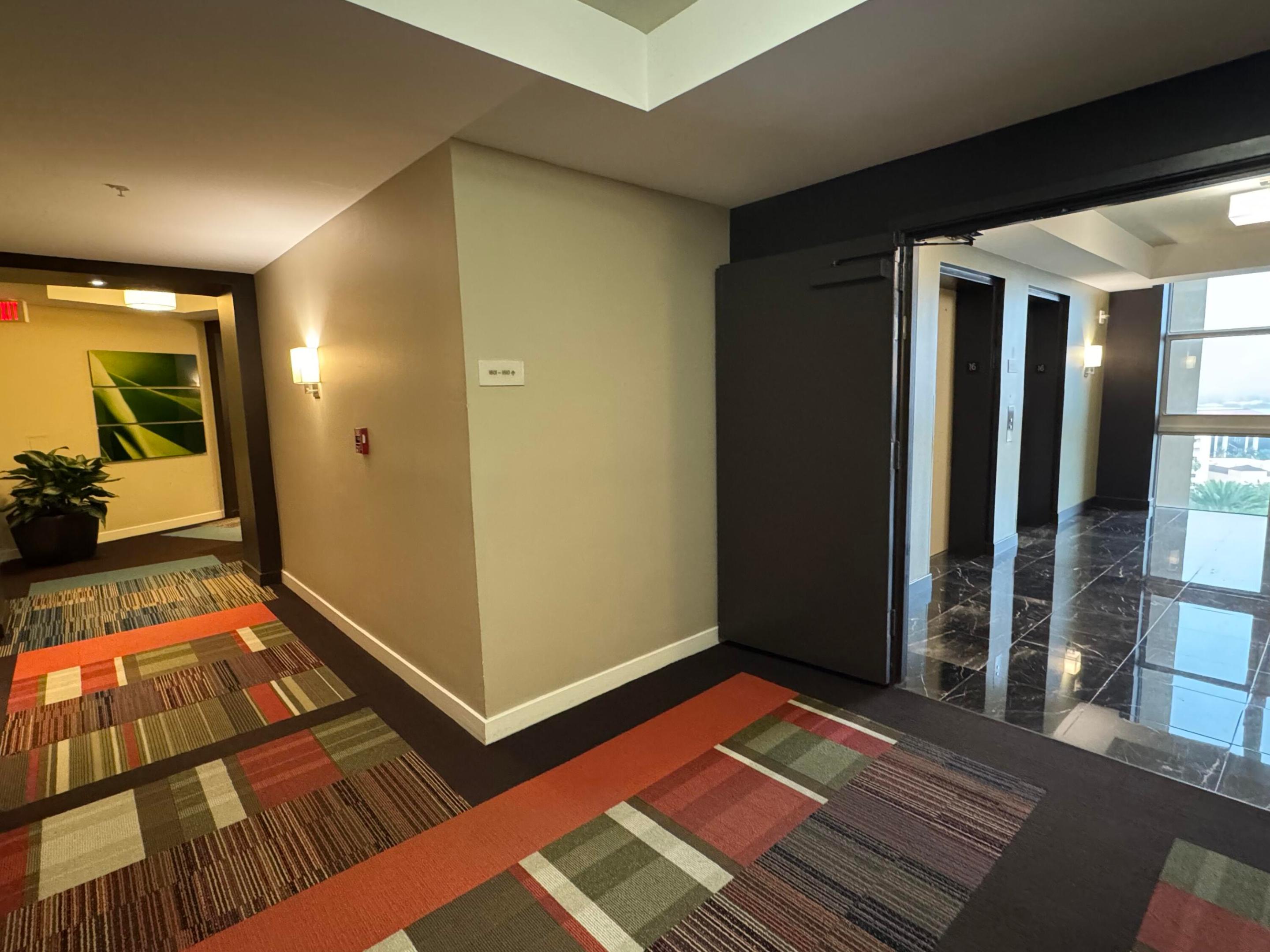 CITYPLACE SOUTH TOWER CONDO - Residential