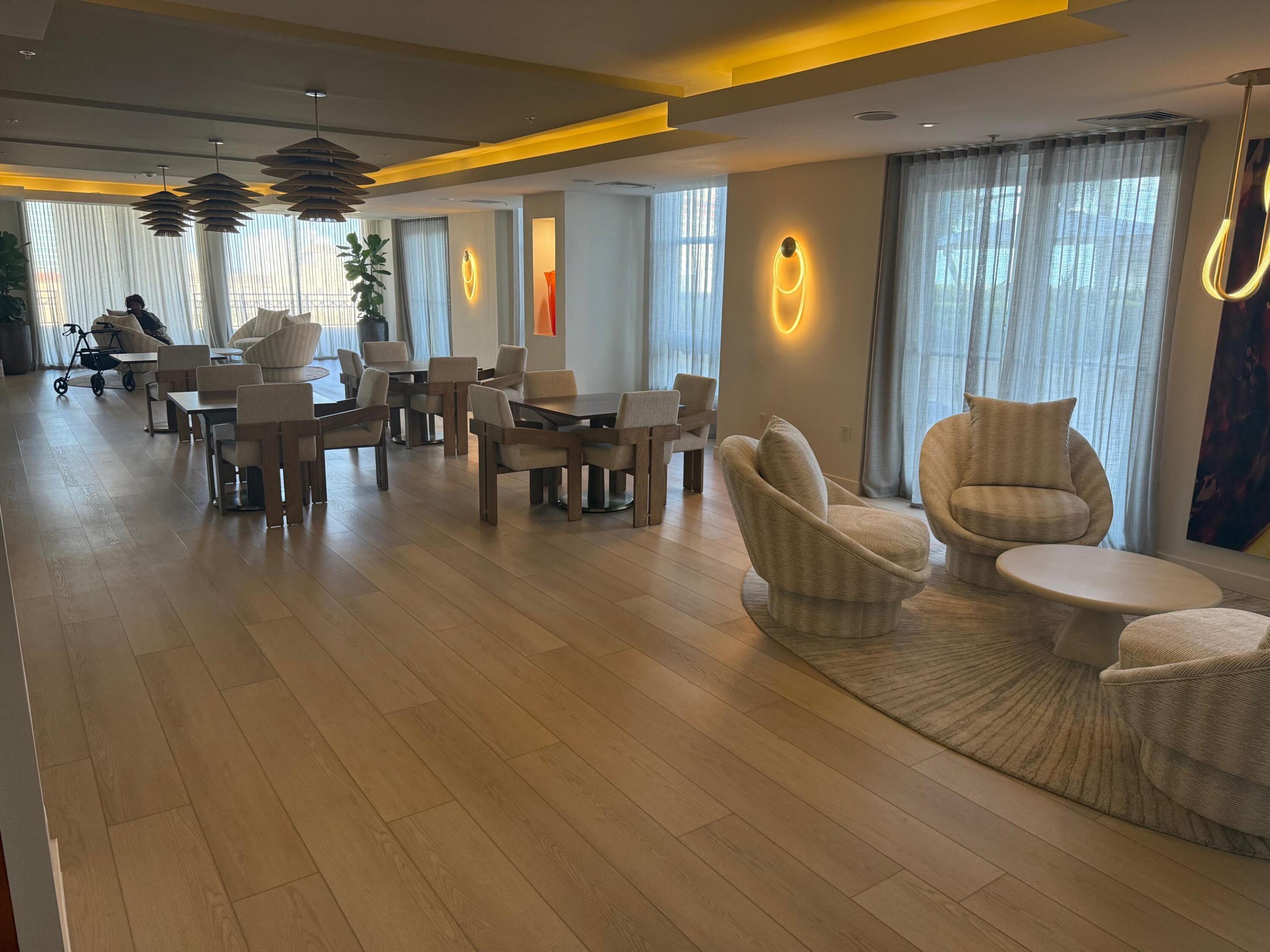 CITYPLACE SOUTH TOWER CONDO - Residential