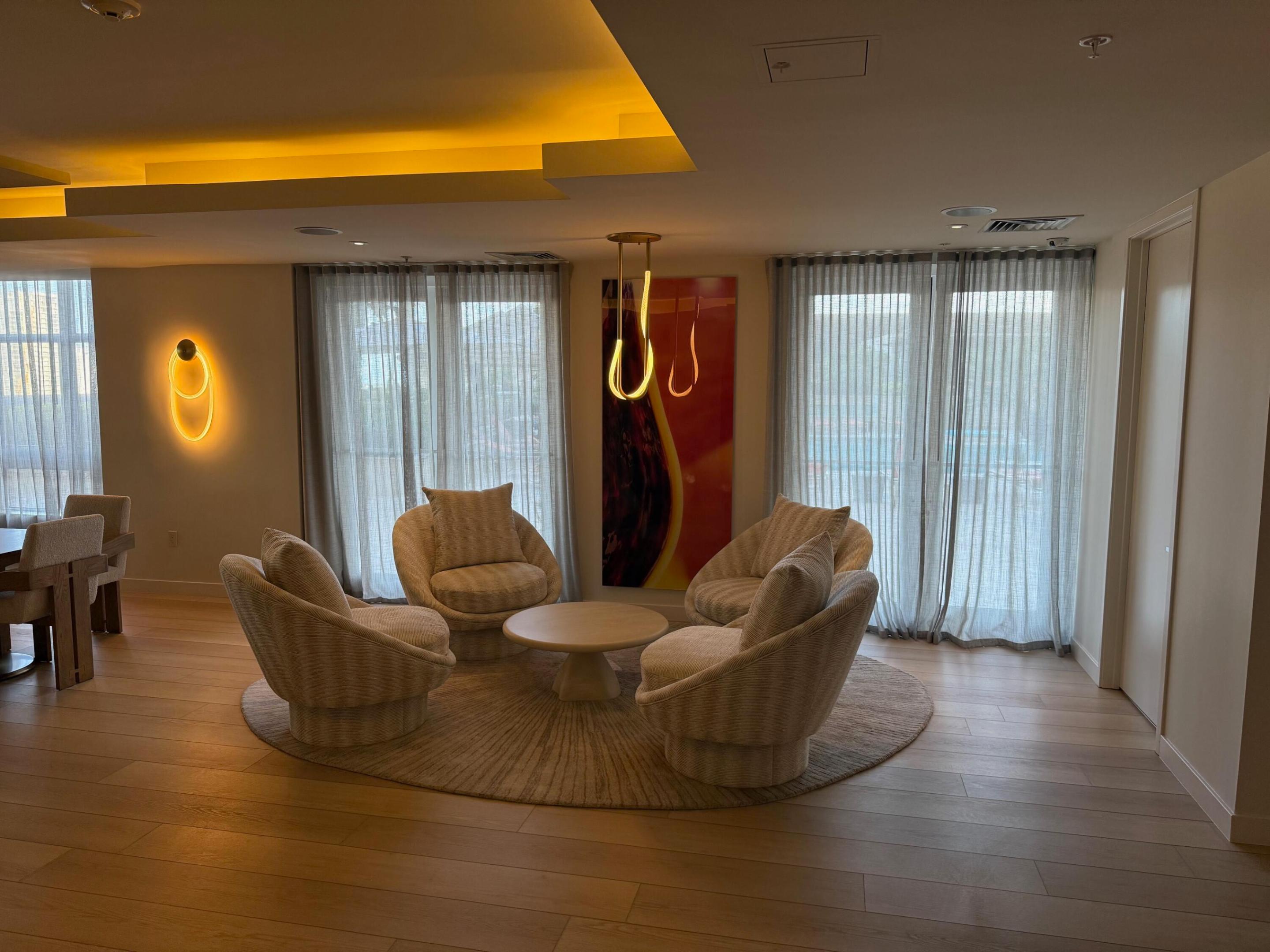 CITYPLACE SOUTH TOWER CONDO - Residential