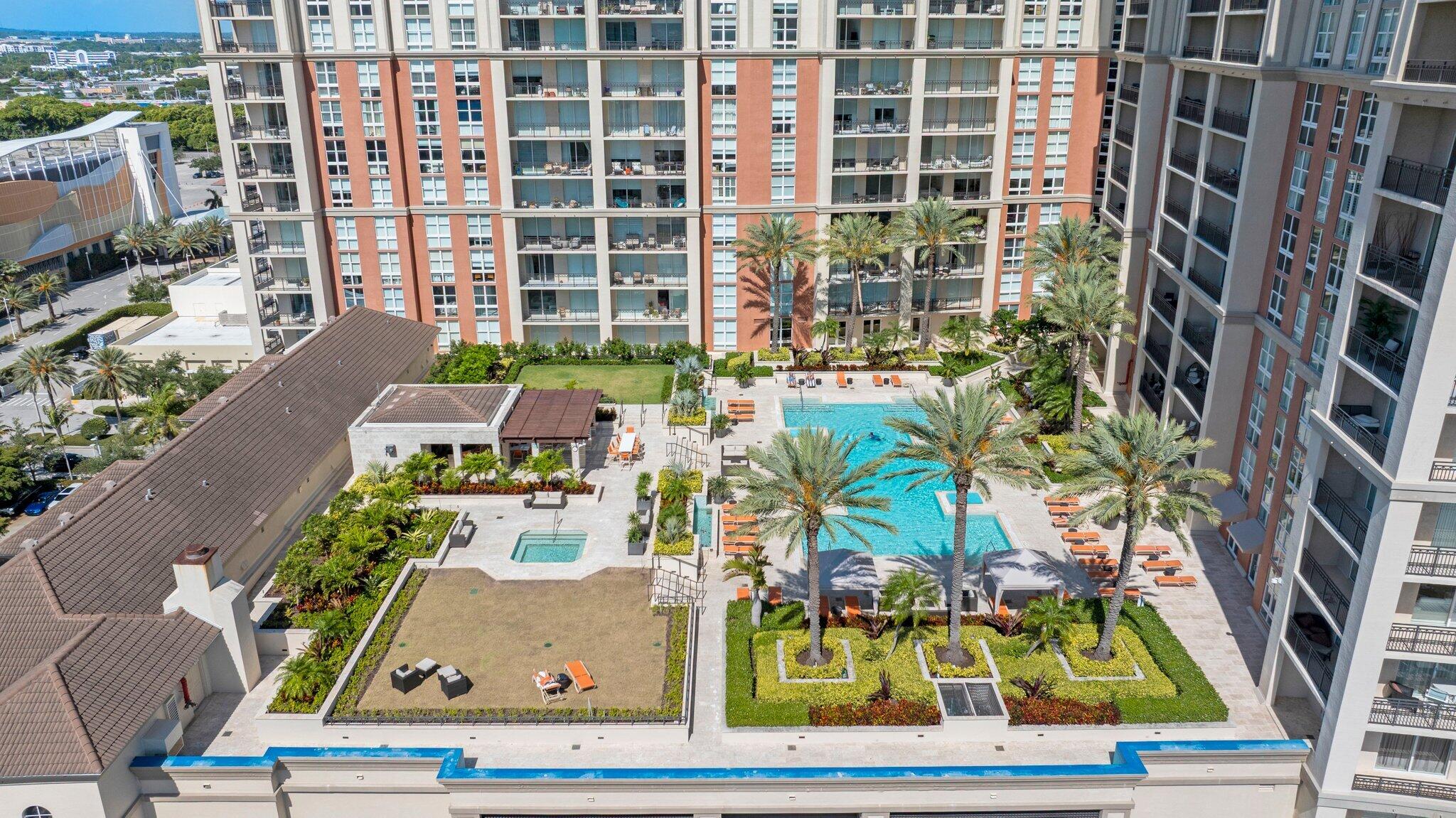 CITYPLACE SOUTH TOWER CONDO - Residential