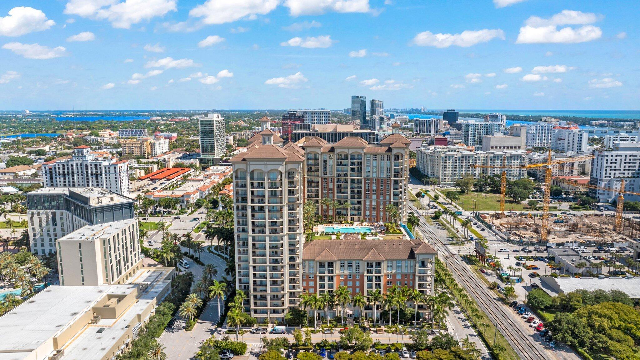 CITYPLACE SOUTH TOWER CONDO - Residential