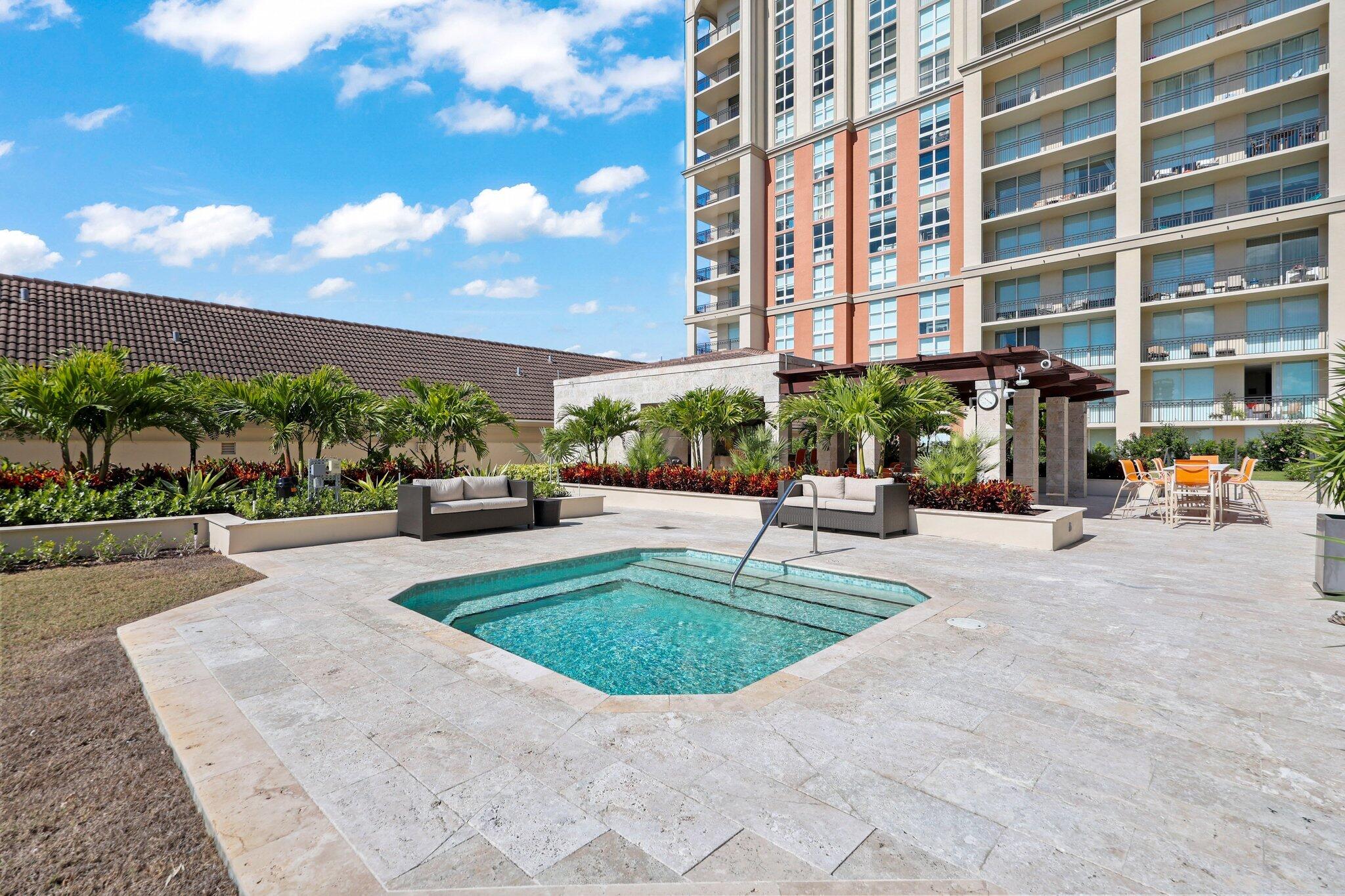 CITYPLACE SOUTH TOWER CONDO - Residential