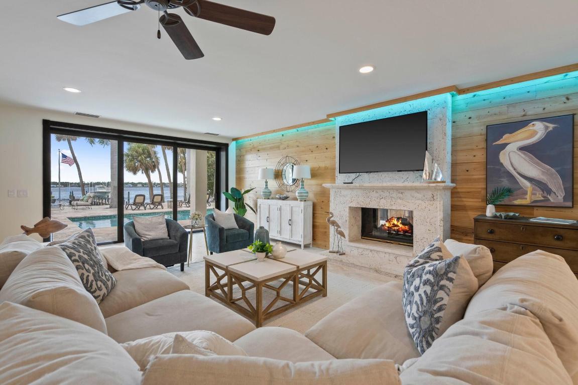 RIDGELAND - Residential