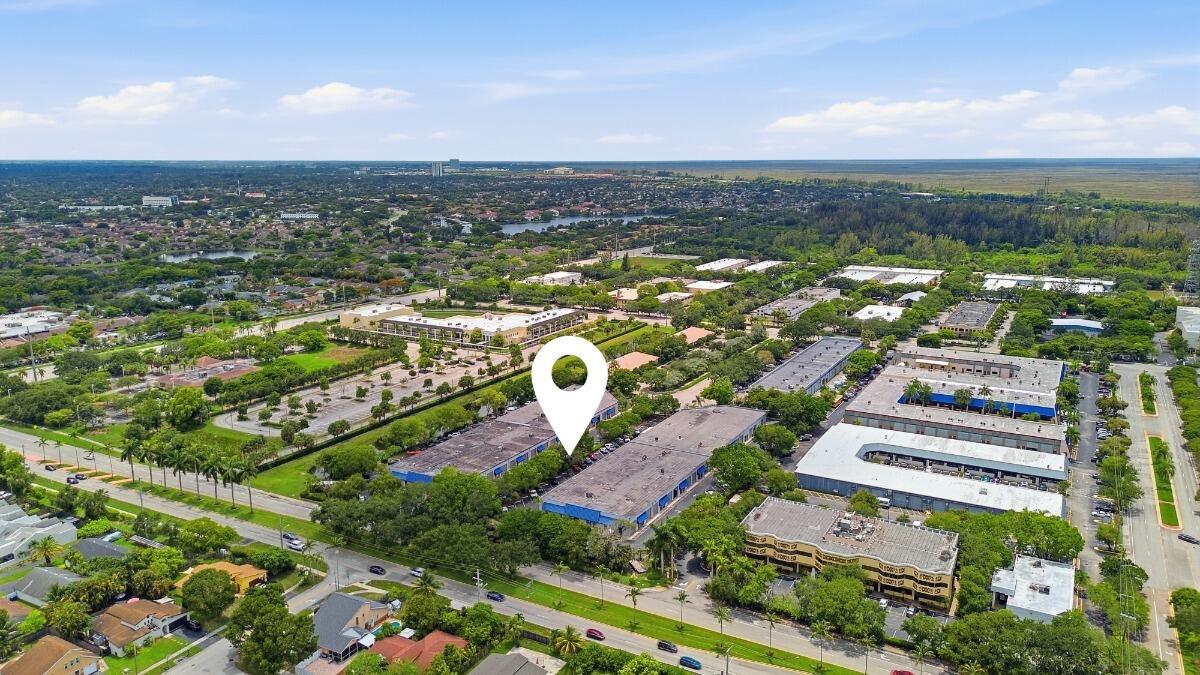 Excellent warehouse/flex space available at RIVERBEND BUSINESS CENTER in Sunrise - (1,096 s.f.) Prime location just off Sawgrass Expressway and minutes from I-75 and I-595, providing easy access throughtout South Florida. Ideal for a variety of business uses. Work near home. Available for 1 year or longer lease term. Call today for more information.