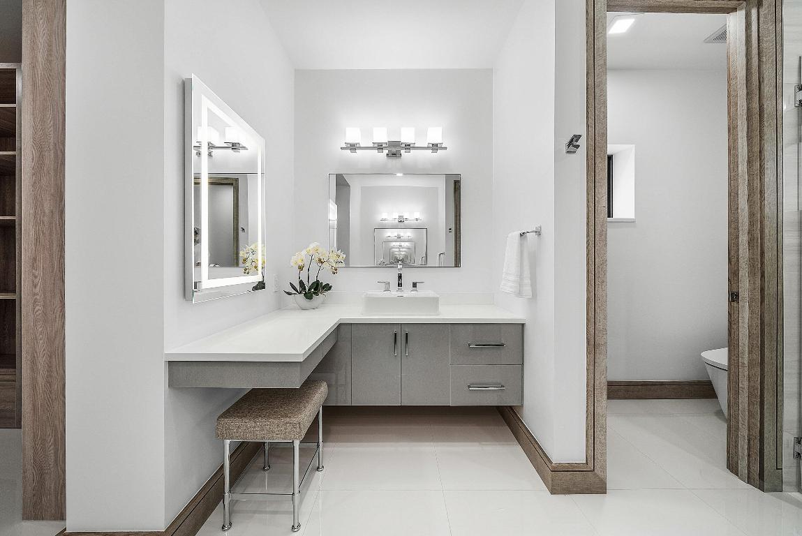 POINT MANALAPAN PL 1 IN - Residential