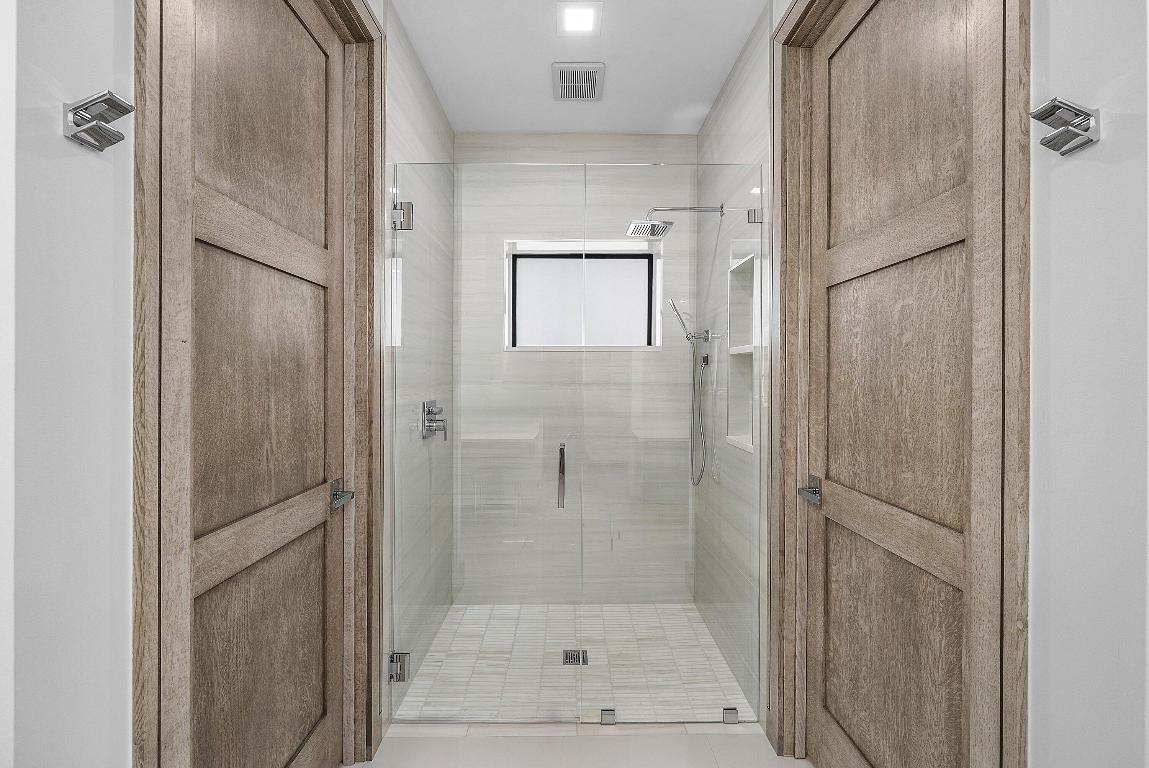 POINT MANALAPAN PL 1 IN - Residential