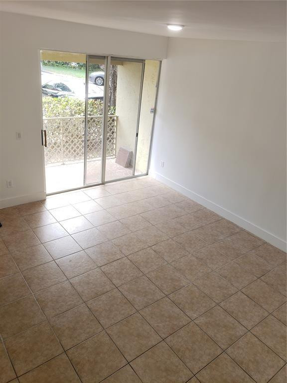 LA HACIENDA COUNTRY CLUB OF - Residential Lease