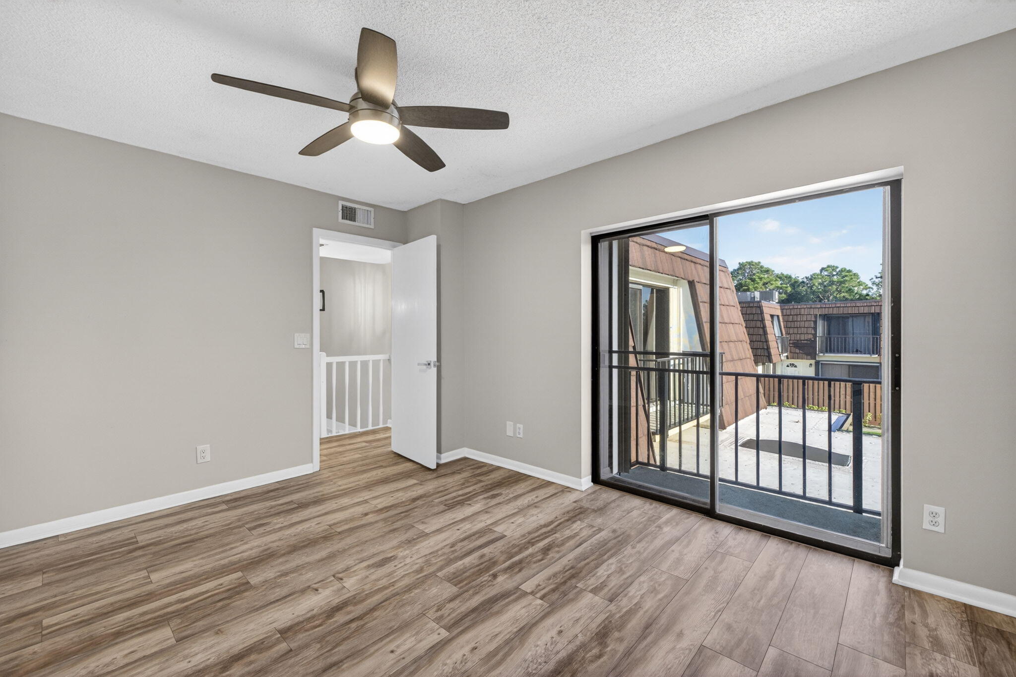 RIVER PINES - Residential Lease