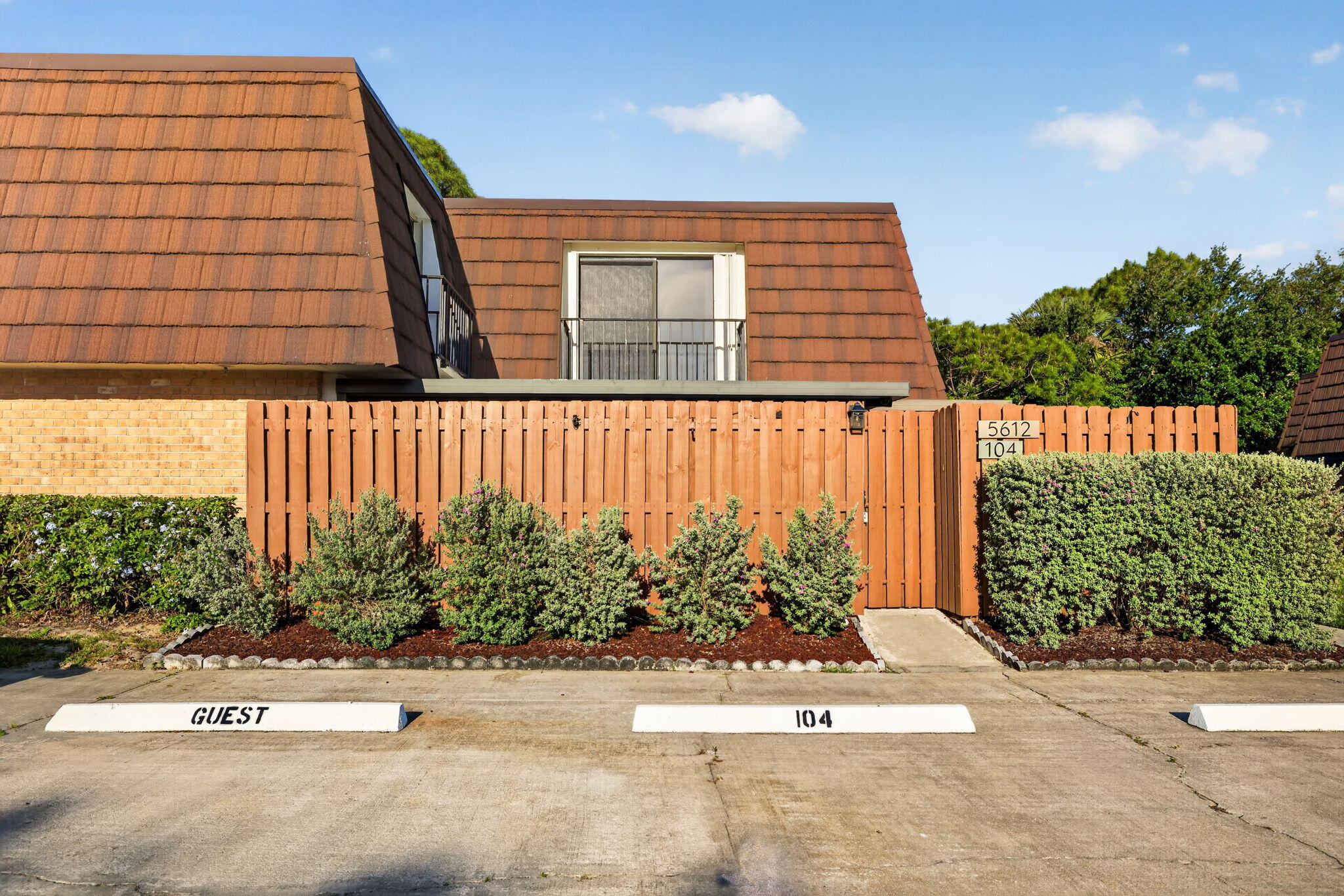 RIVER PINES - Residential Lease