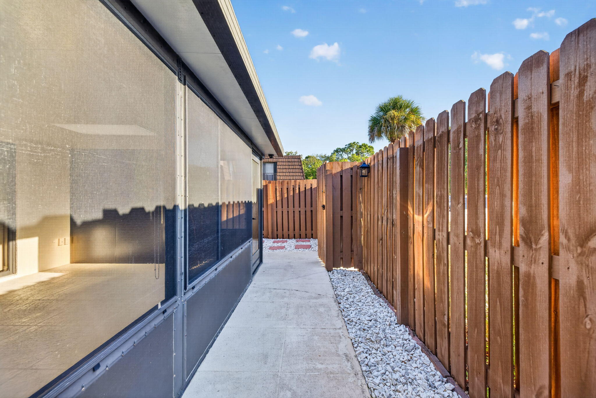 RIVER PINES - Residential Lease
