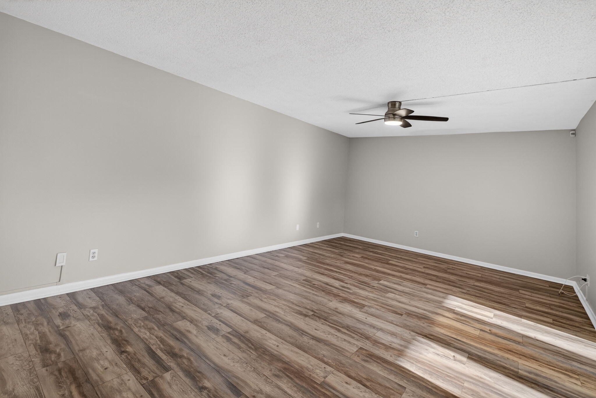 RIVER PINES - Residential Lease