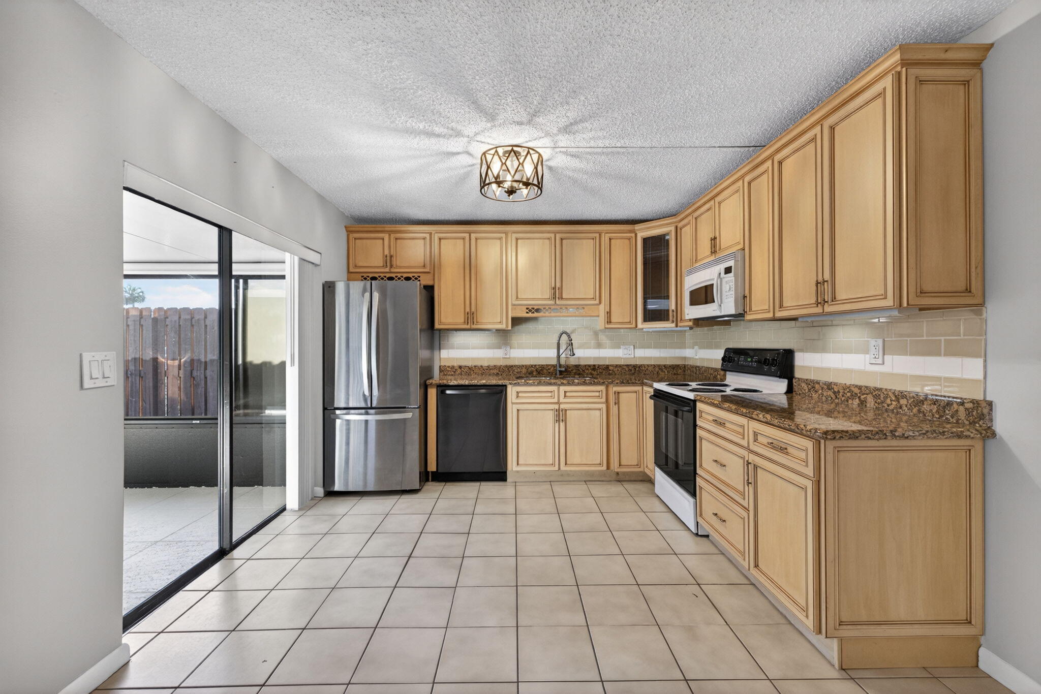RIVER PINES - Residential Lease