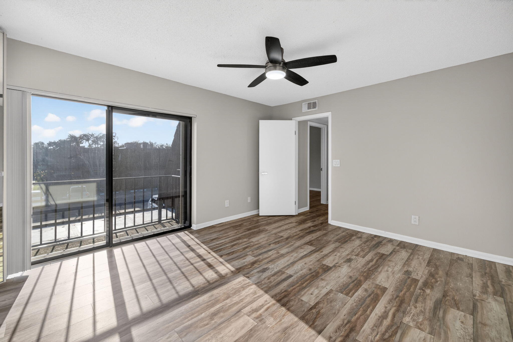 RIVER PINES - Residential Lease