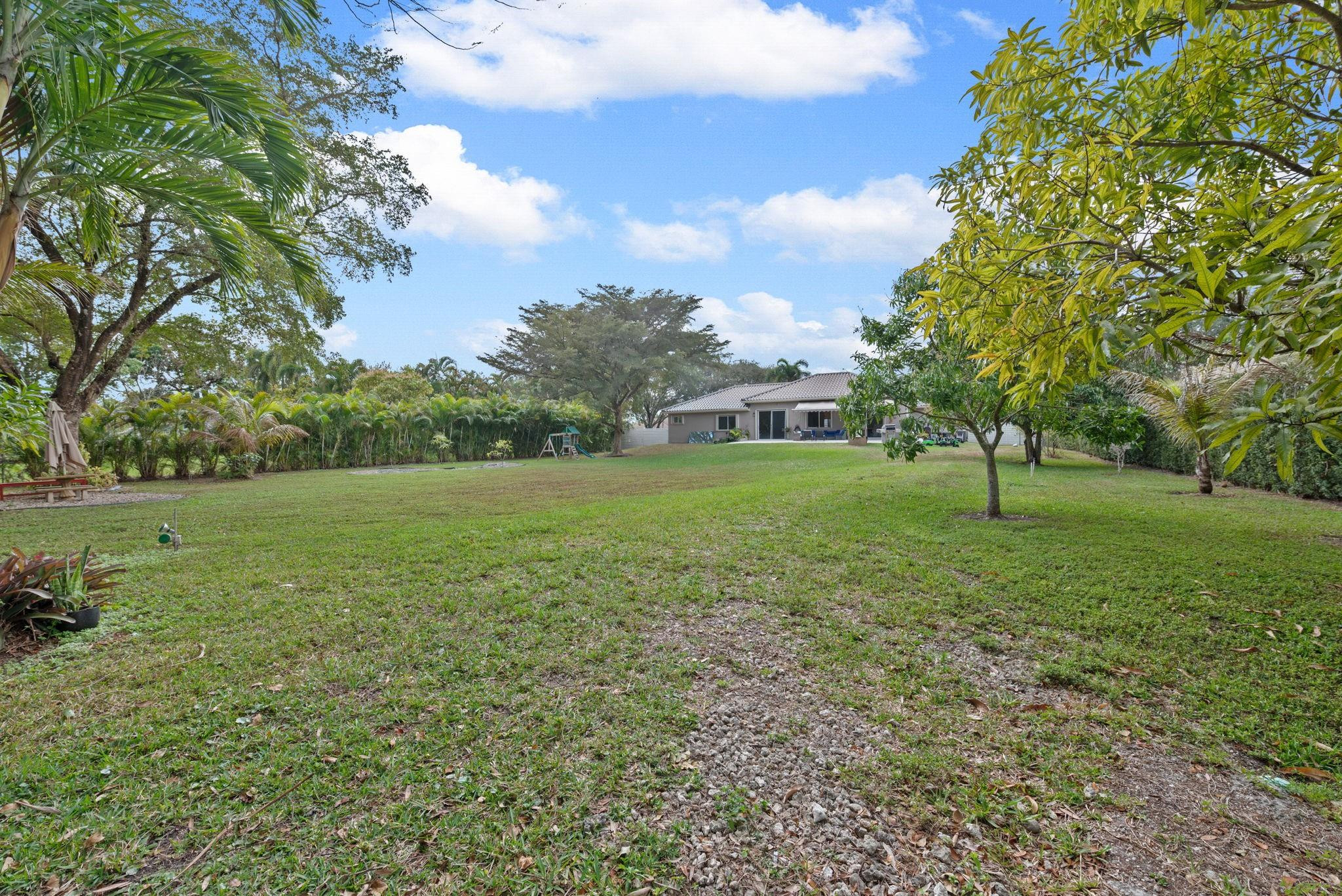 Seligman-Kia Acres 104-40 - Residential