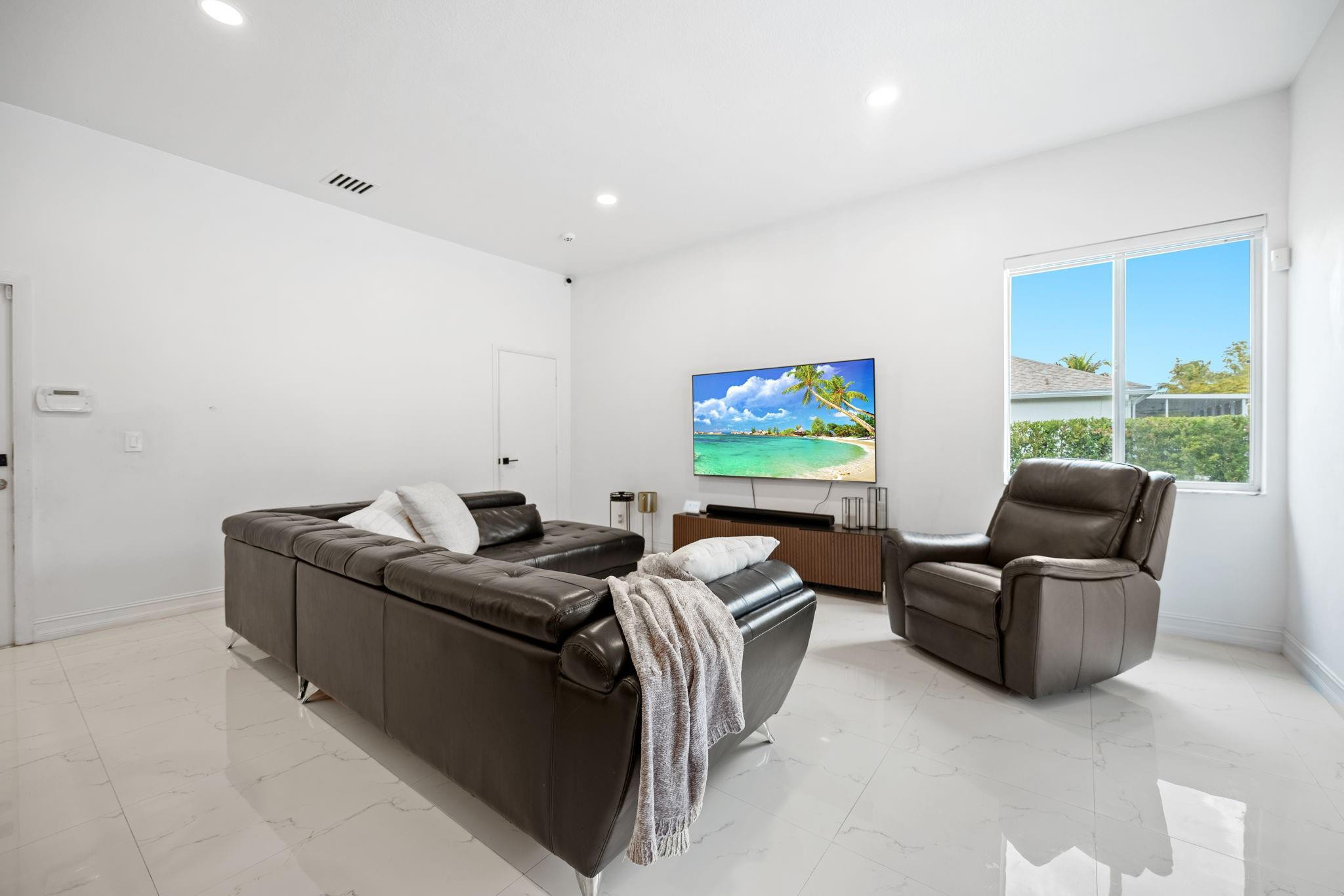 Seligman-Kia Acres 104-40 - Residential