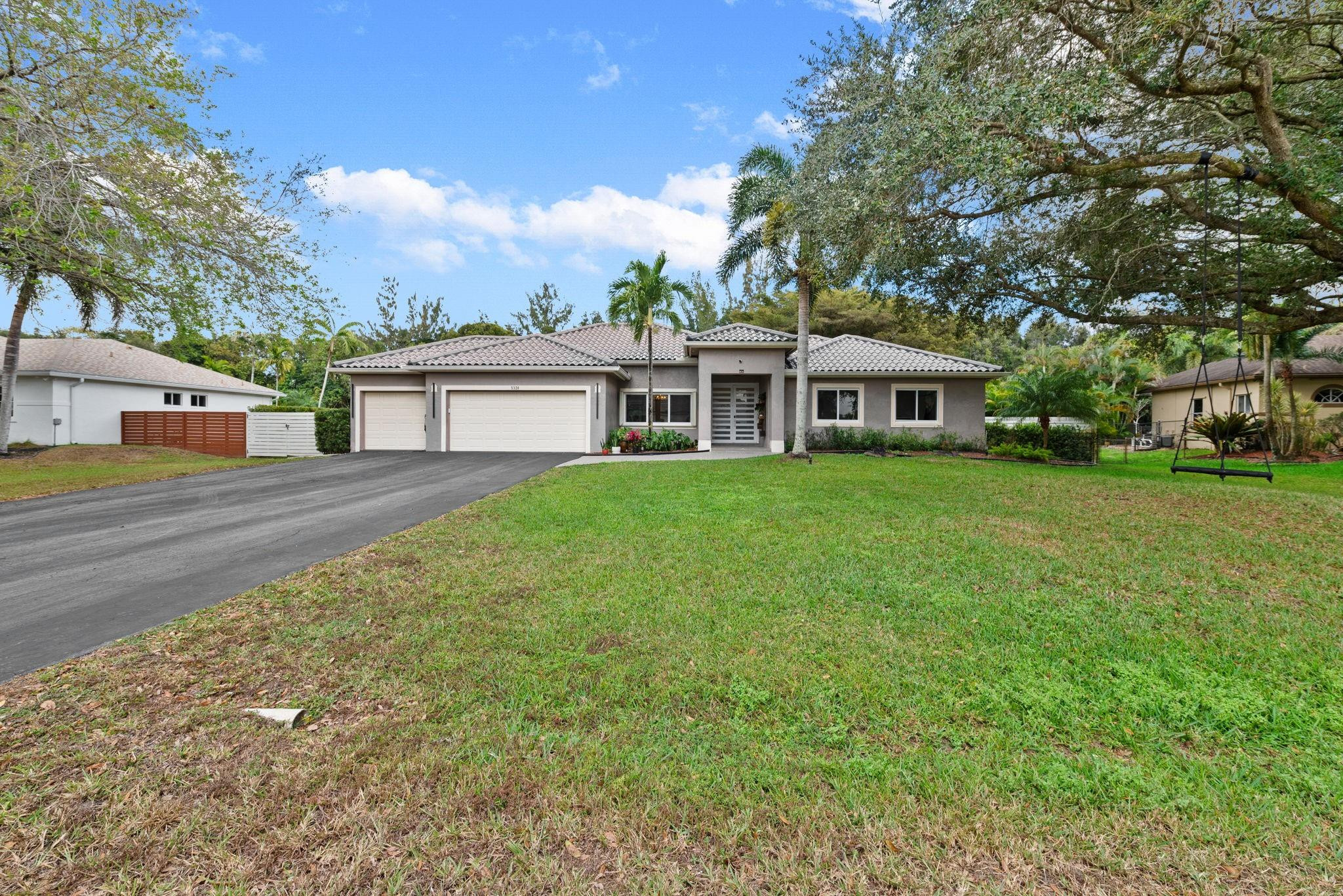 Seligman-Kia Acres 104-40 - Residential