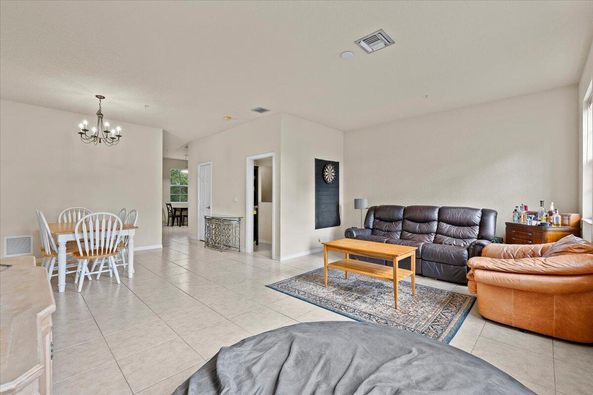 SANDPIPER COVE AT BOTANICA CONDO - Residential