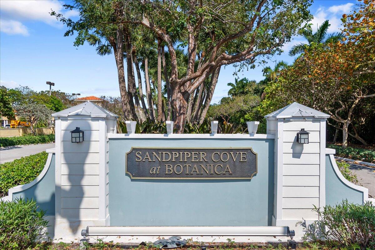 SANDPIPER COVE AT BOTANICA CONDO - Residential
