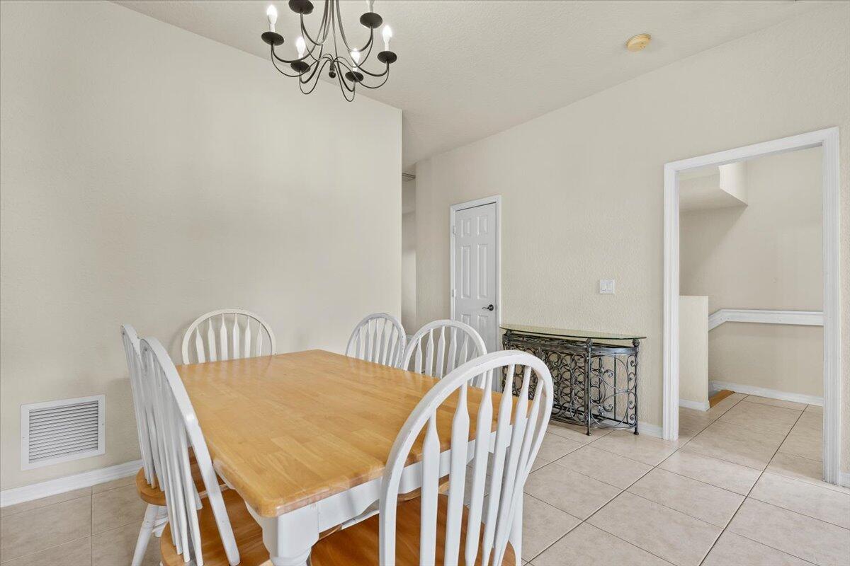SANDPIPER COVE AT BOTANICA CONDO - Residential