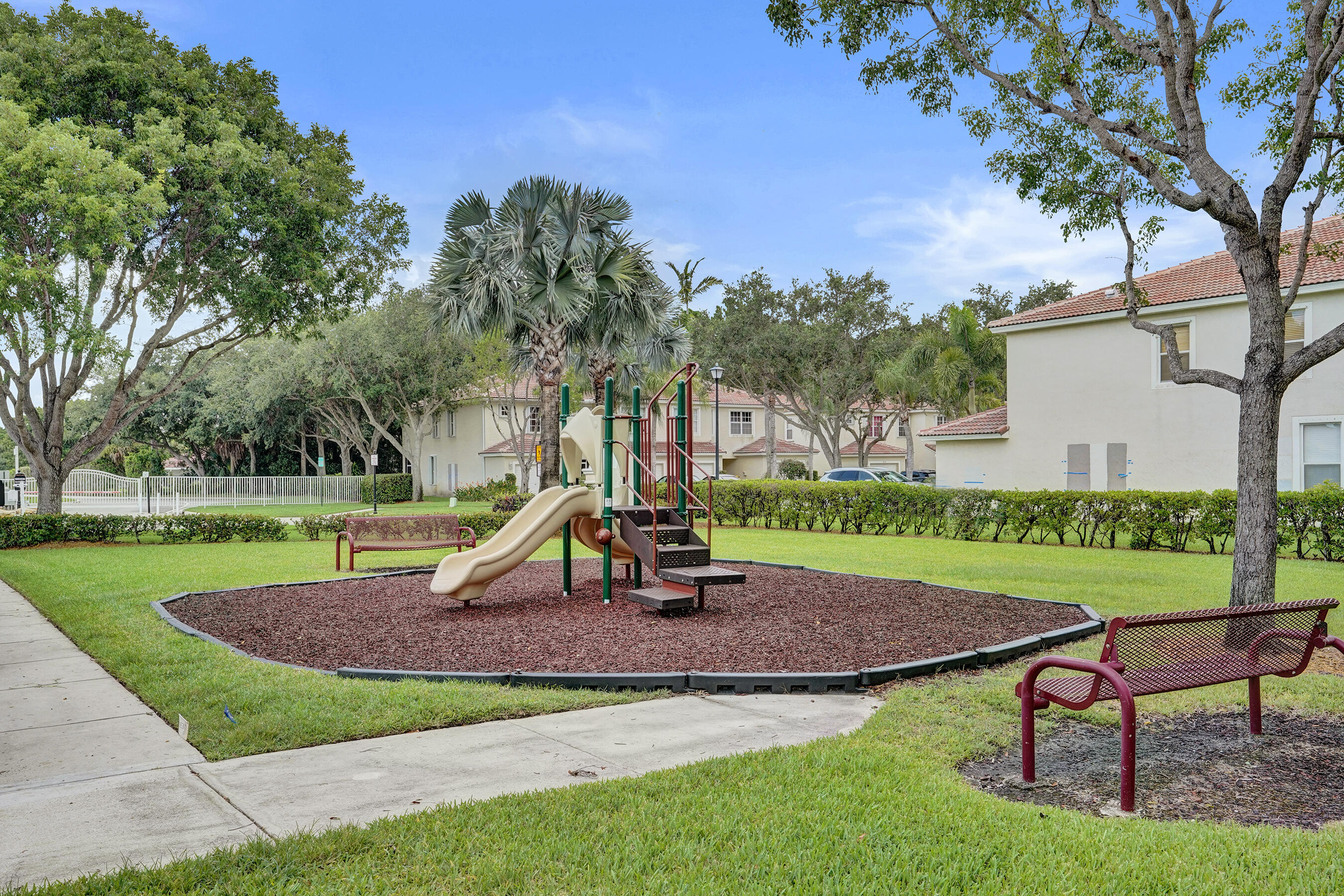 MELROSE PUD VERONA LAKES TR B2 - Residential