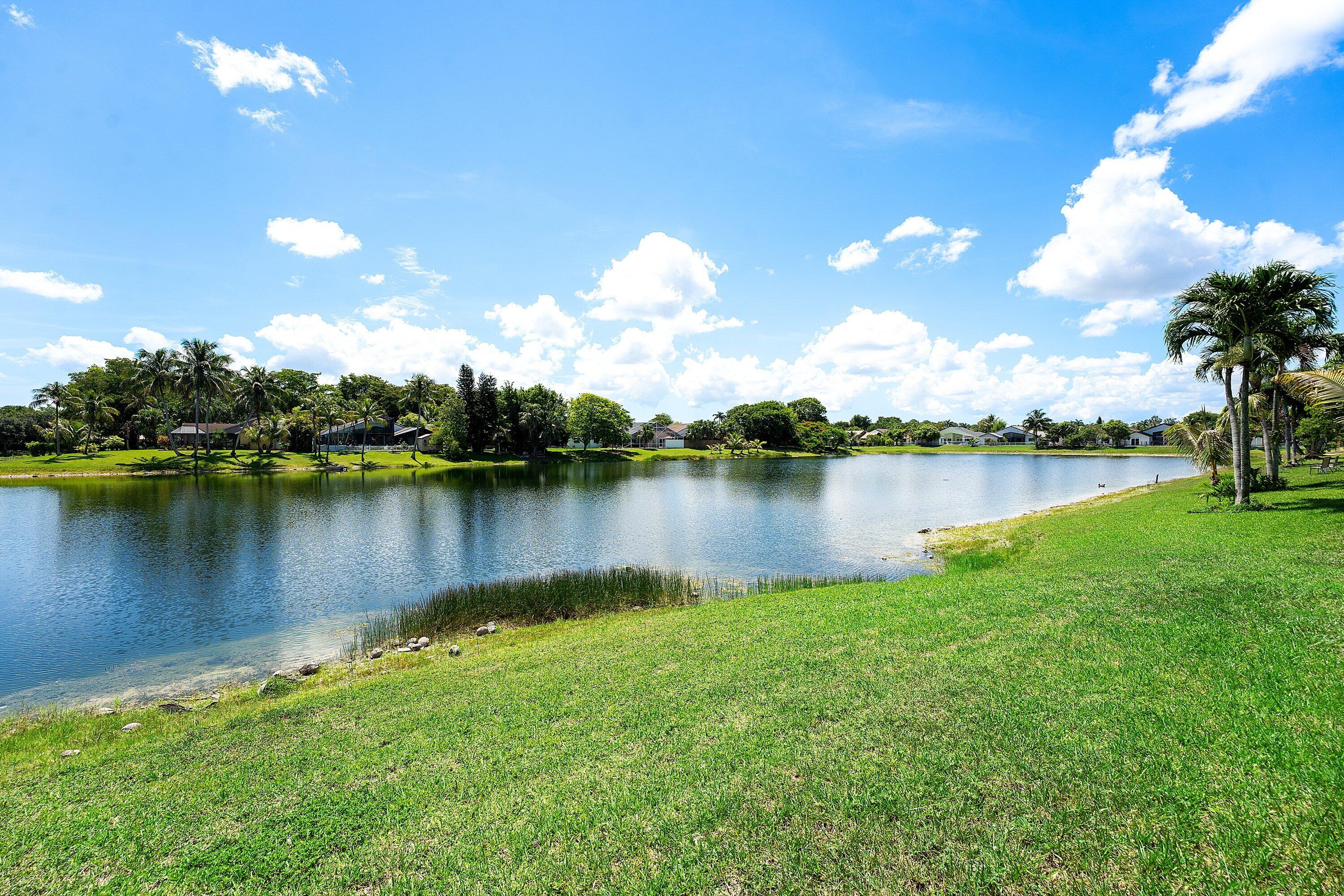 COUNTRY LANDING - Residential