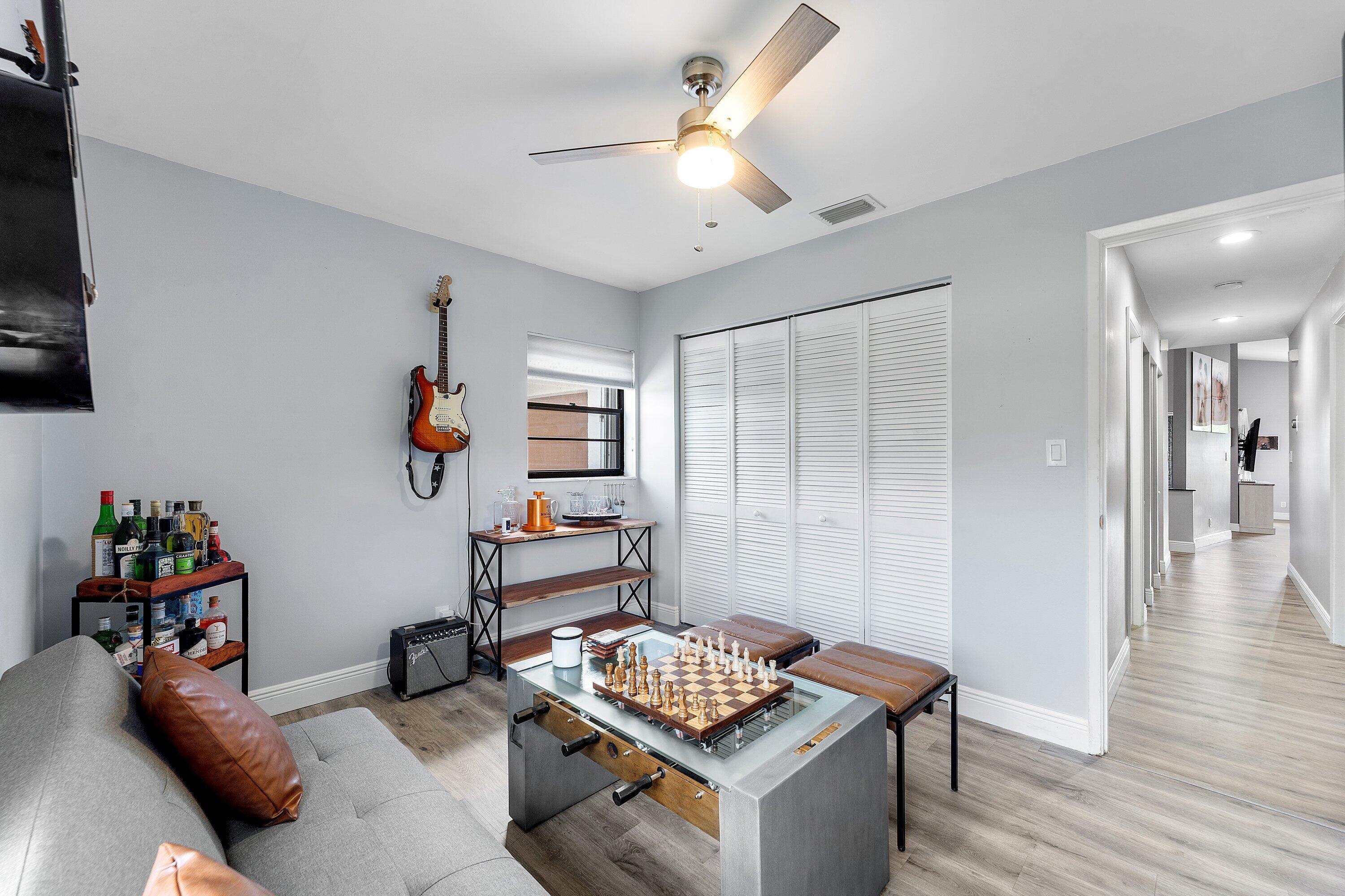 COUNTRY LANDING - Residential