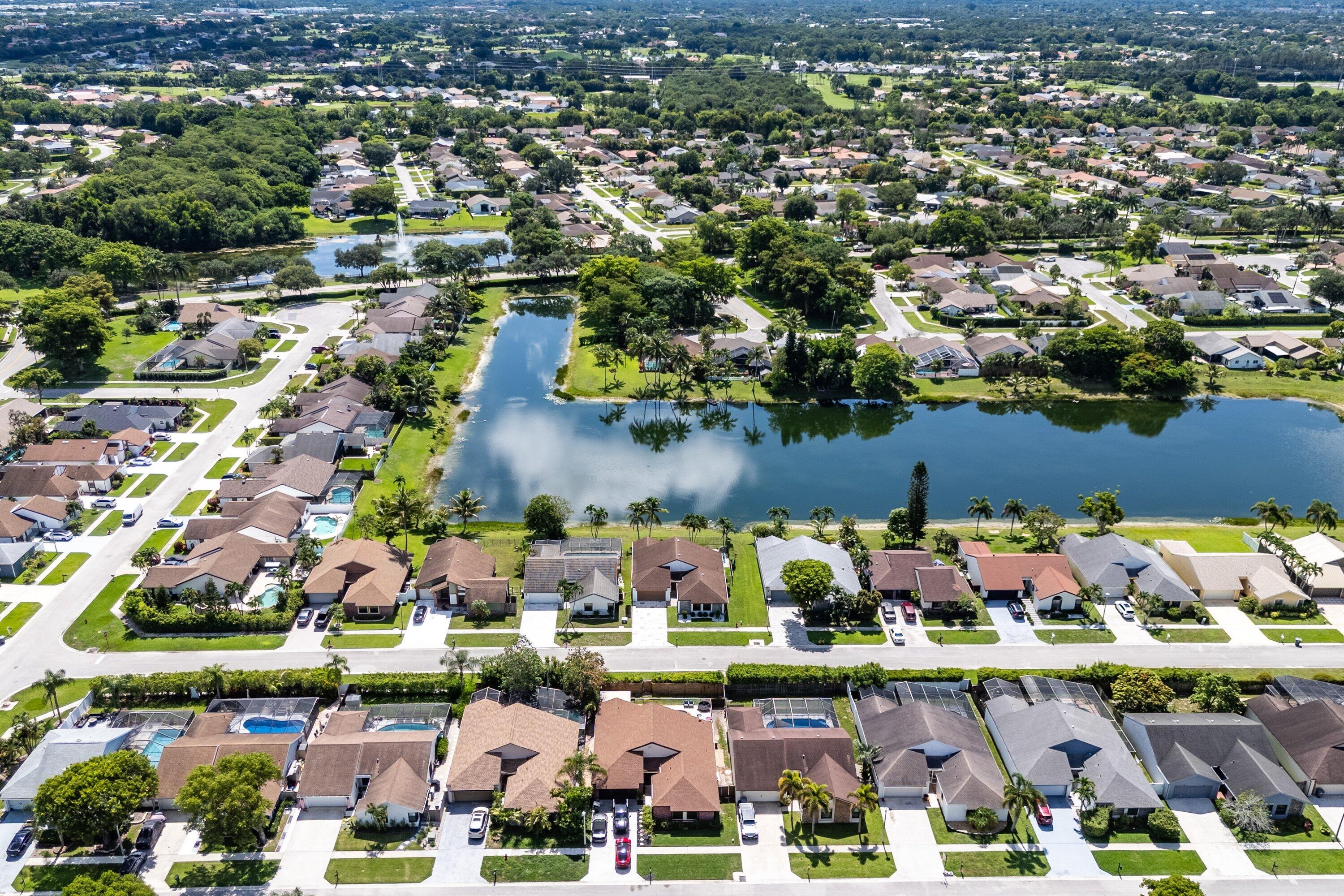 COUNTRY LANDING - Residential