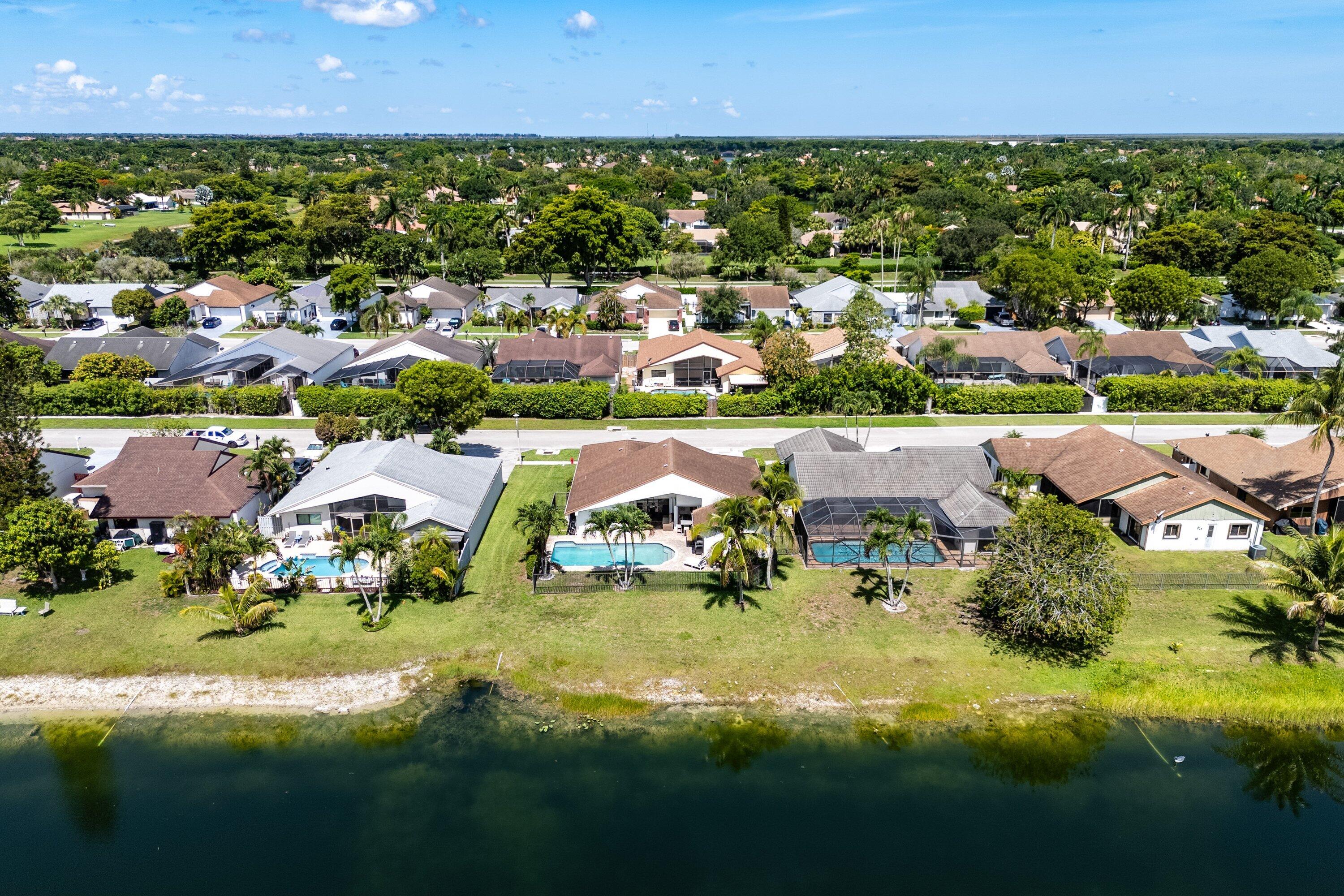 COUNTRY LANDING - Residential