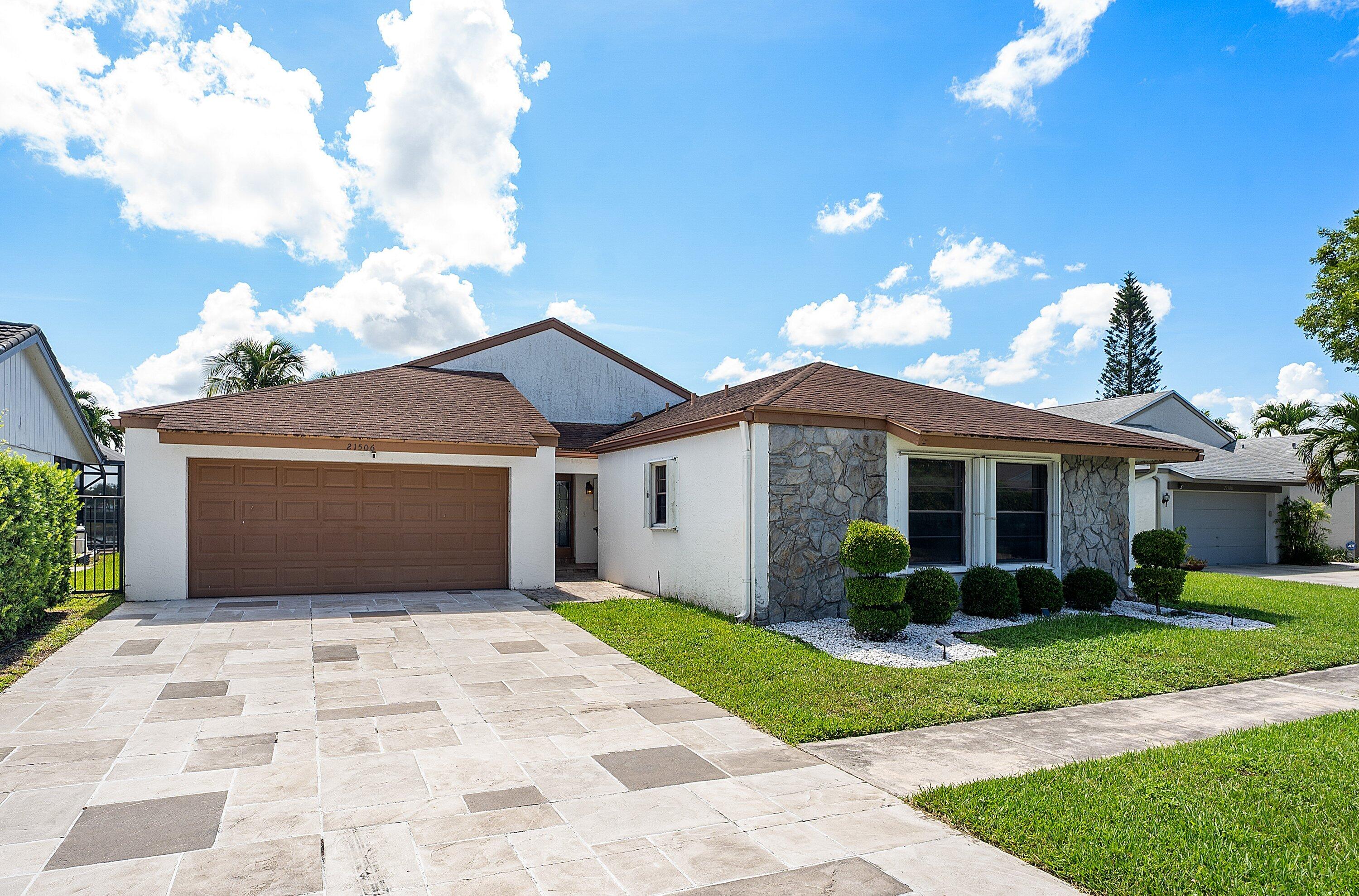 COUNTRY LANDING - Residential