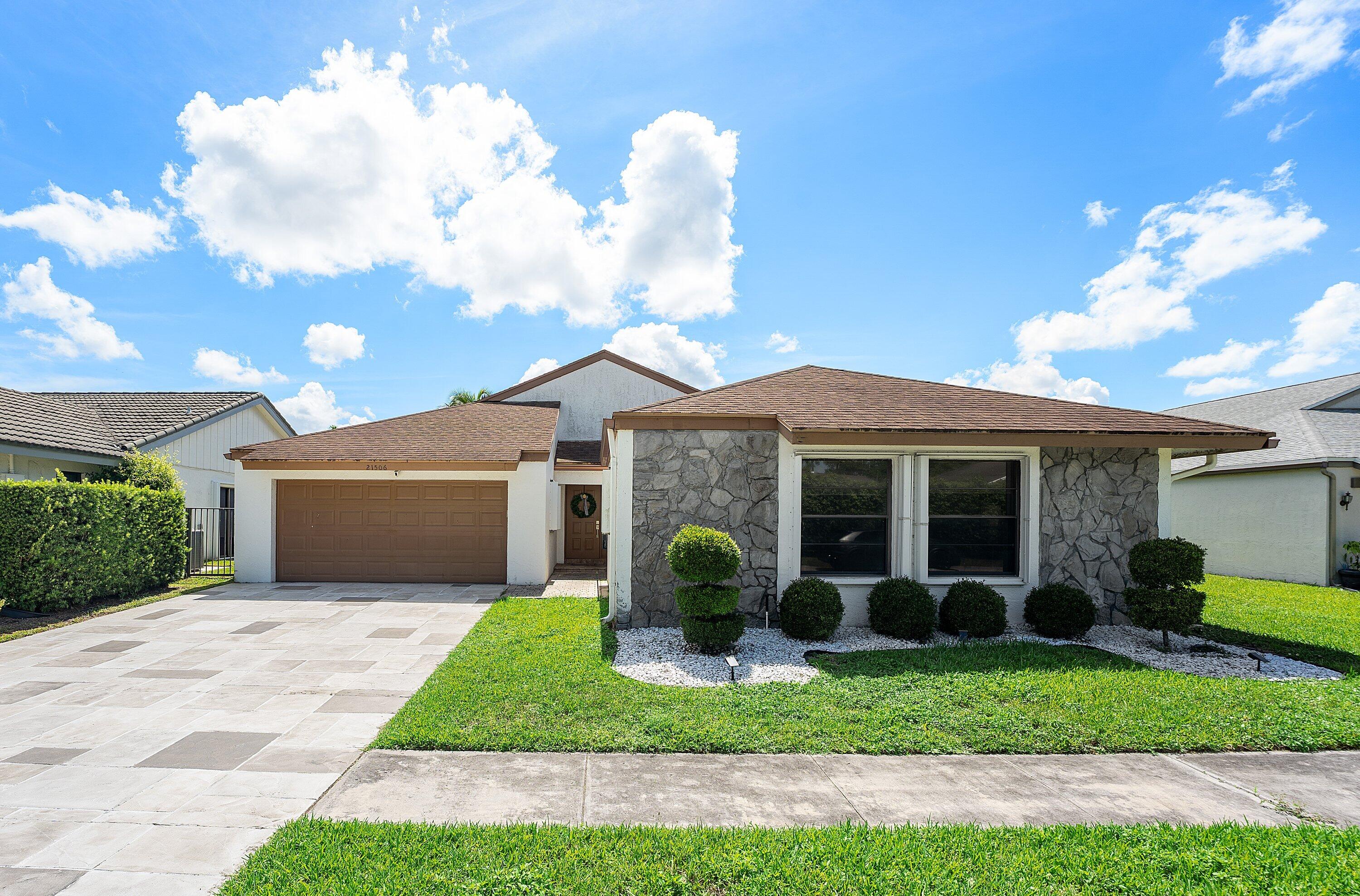 COUNTRY LANDING - Residential