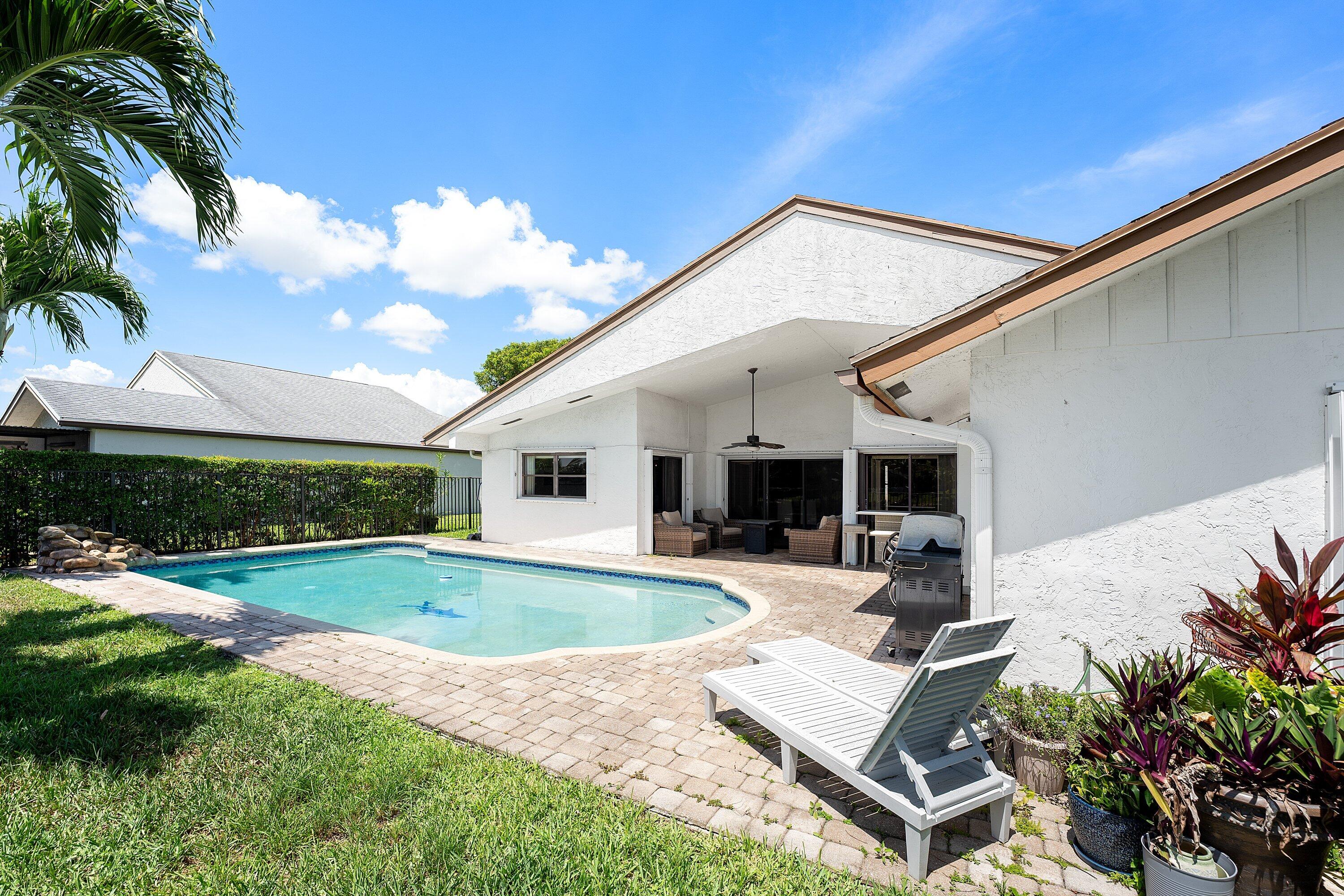 COUNTRY LANDING - Residential