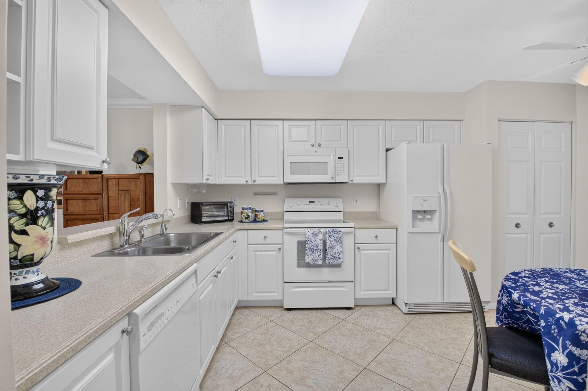 REGAL SHORES CONDO - Residential