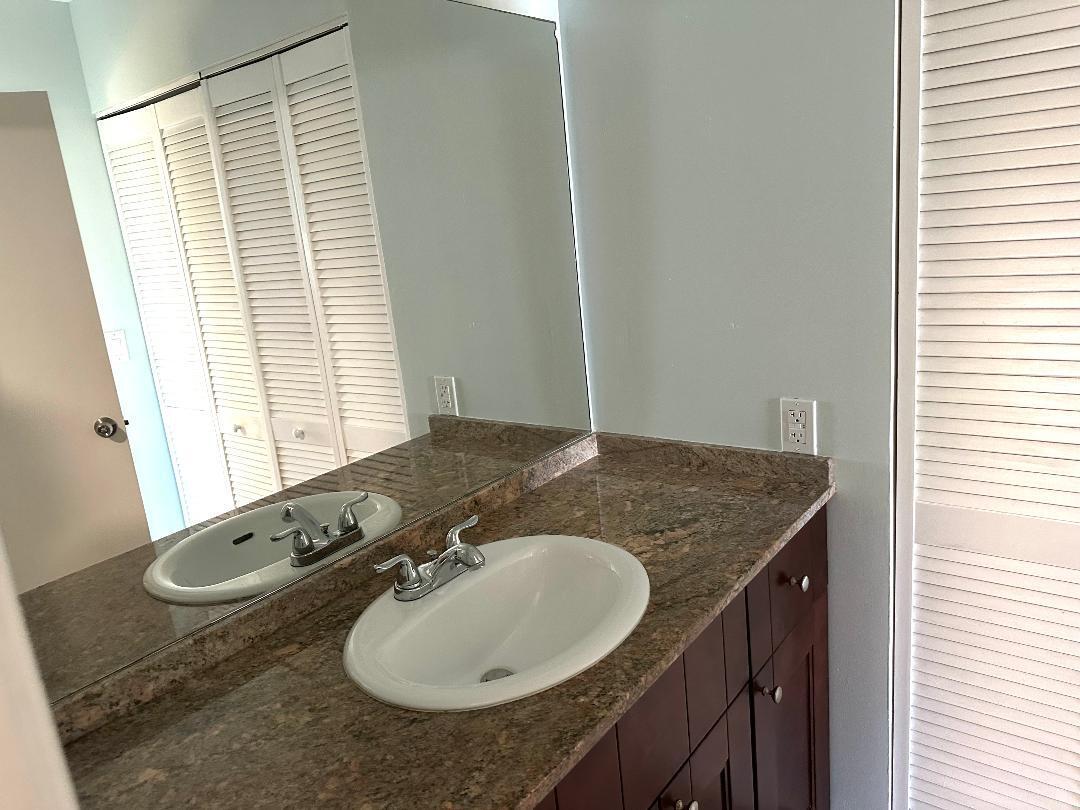YACHT CLUB ON THE INTRACOASTAL - Residential Lease