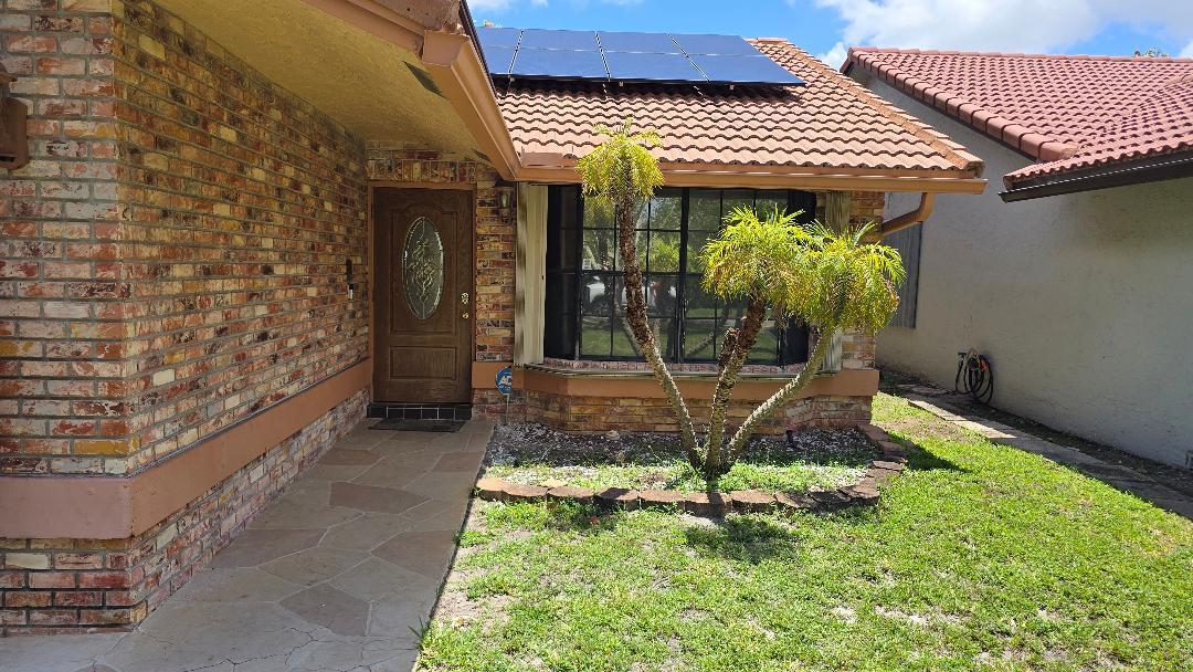 CORAL SPRINGS UNIVERSITY DRIVE - Residential