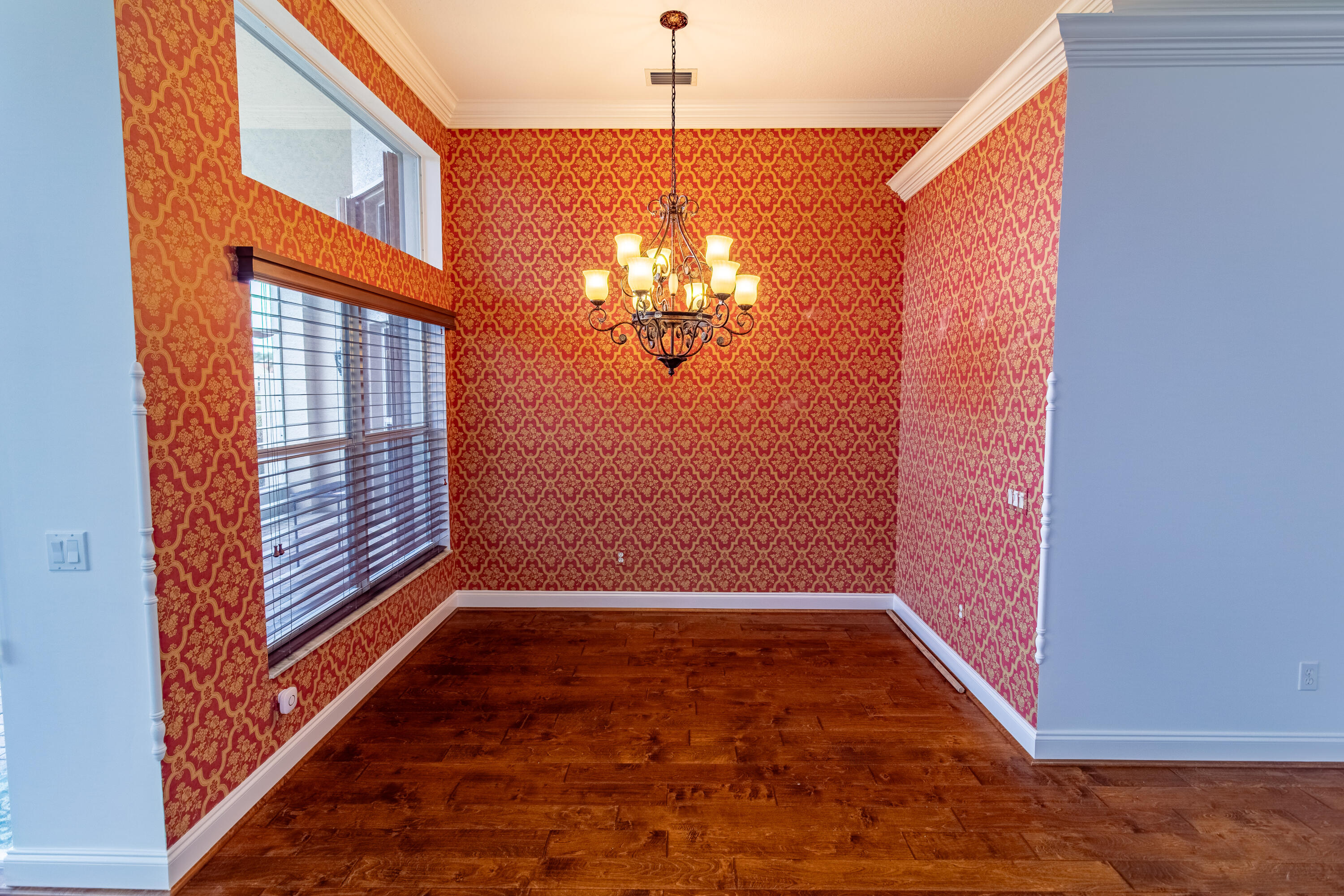 VALENCIA PALMS 6 - Residential Lease