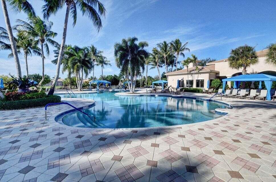VALENCIA PALMS 6 - Residential Lease