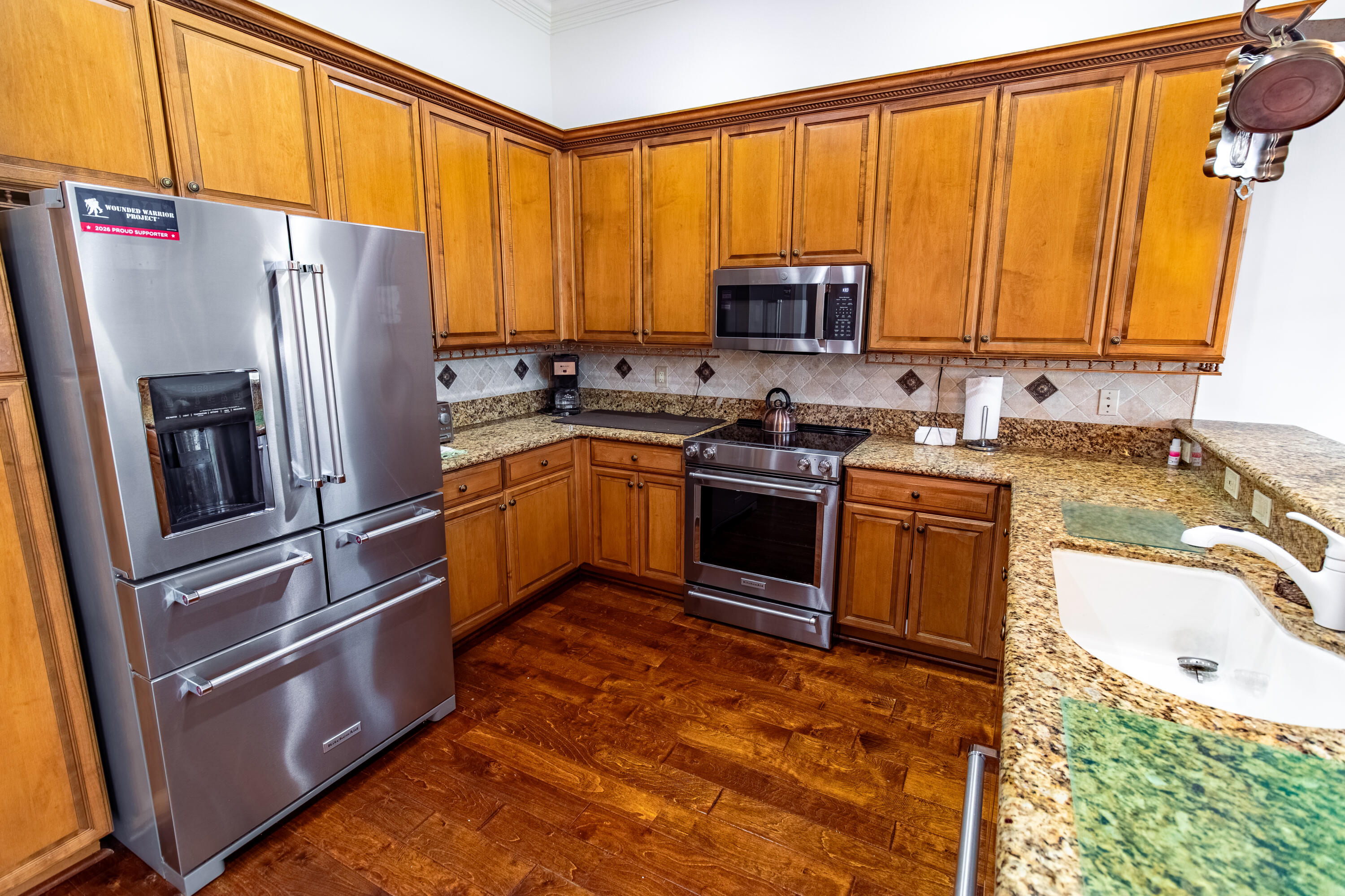 VALENCIA PALMS 6 - Residential Lease