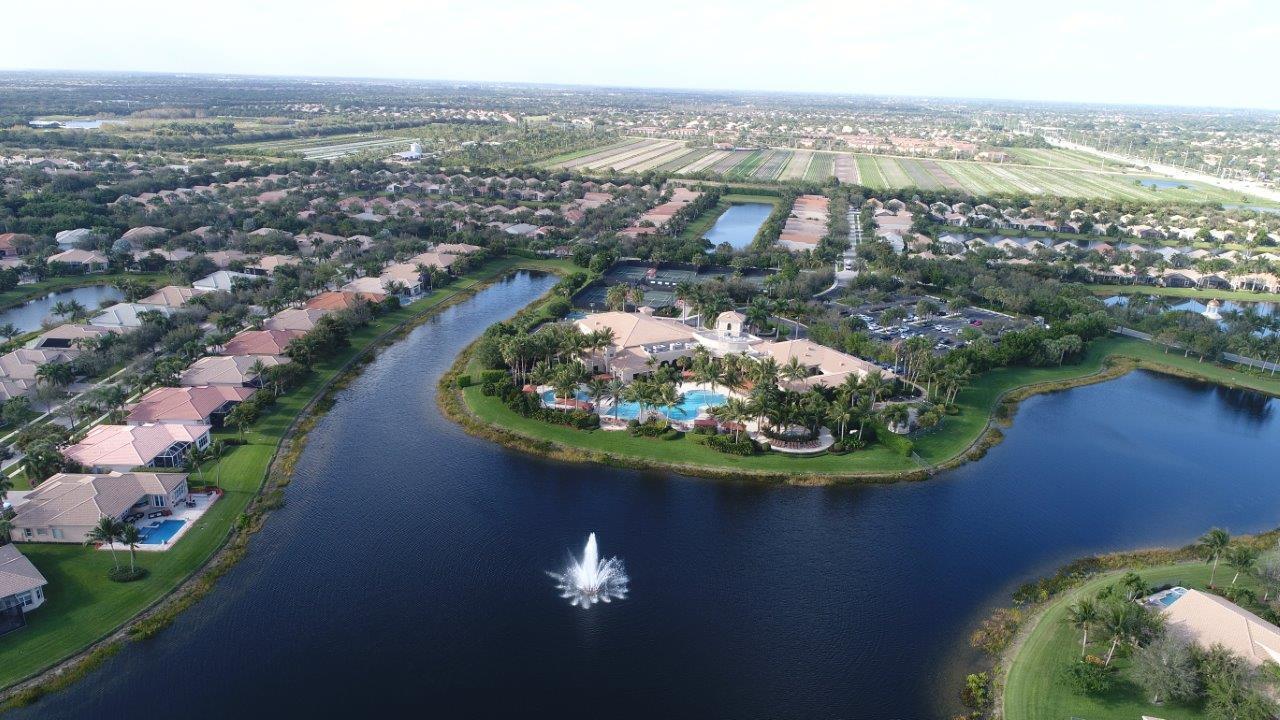 VALENCIA PALMS 6 - Residential Lease