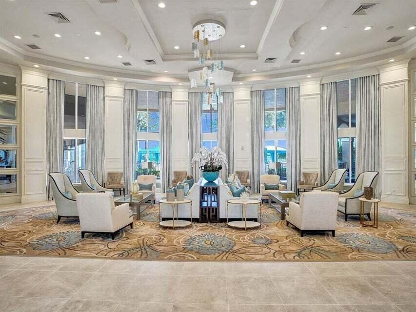VALENCIA PALMS 6 - Residential Lease