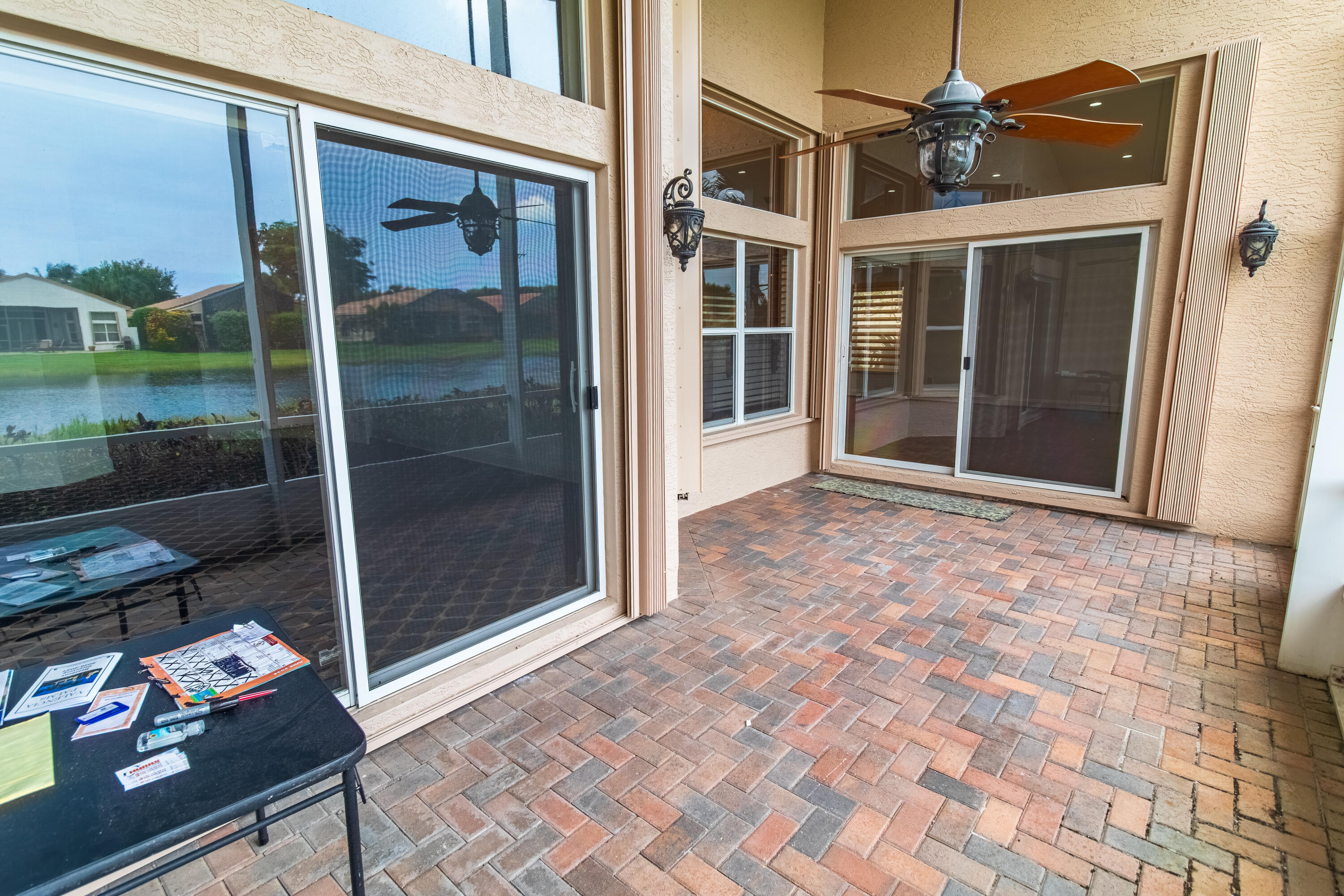 VALENCIA PALMS 6 - Residential Lease